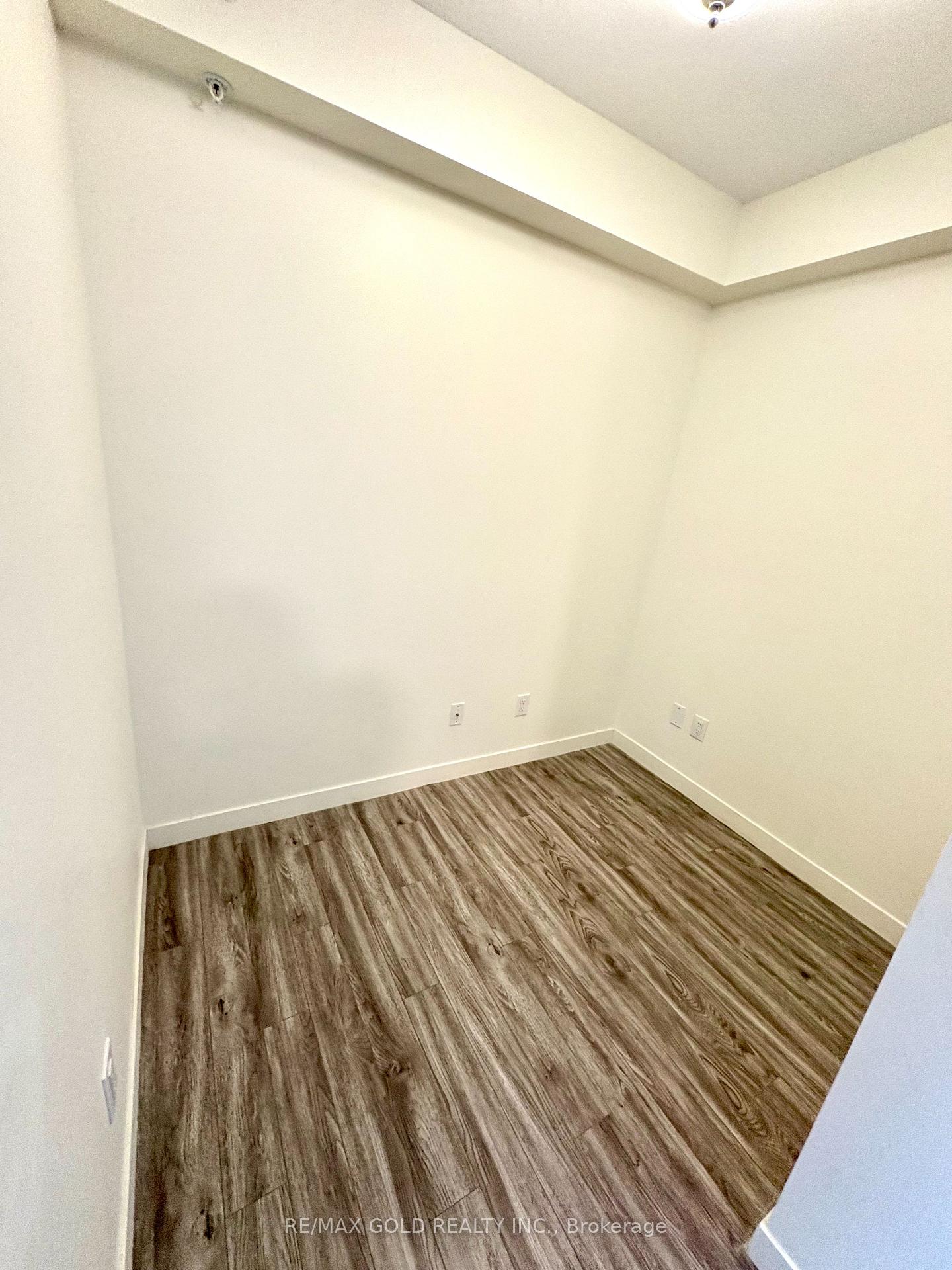 Photo 8 of Unit 611, 128 King Street N, Waterloo, Downtown Waterloo — HOMEH