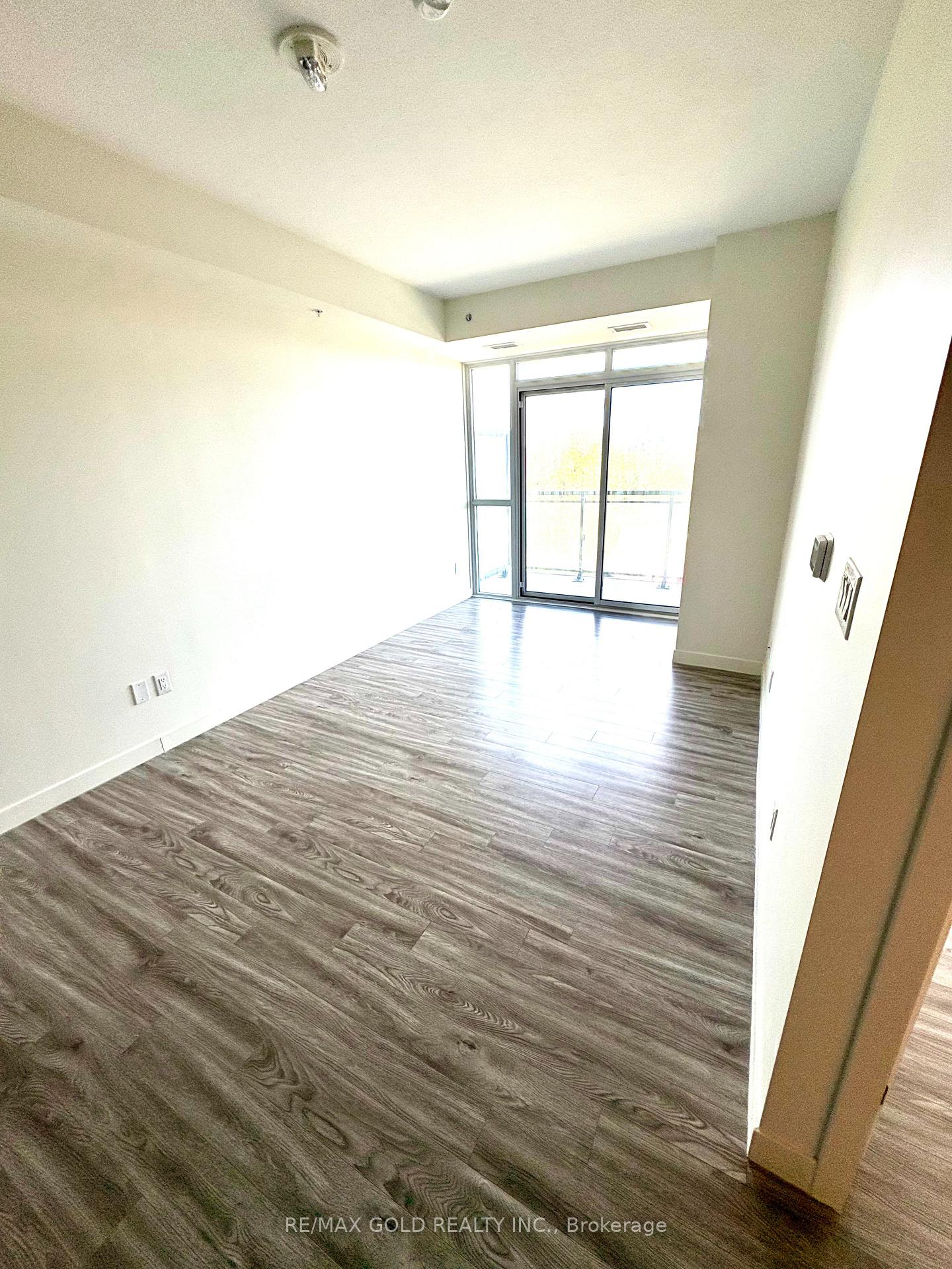 Photo 12 of Unit 611, 128 King Street N, Waterloo, Downtown Waterloo — HOMEH