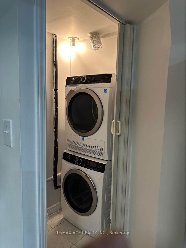 Photo 10 of Unit Bsmnt, 11 Seasons Drive, Scarborough, Rouge — HOMEH