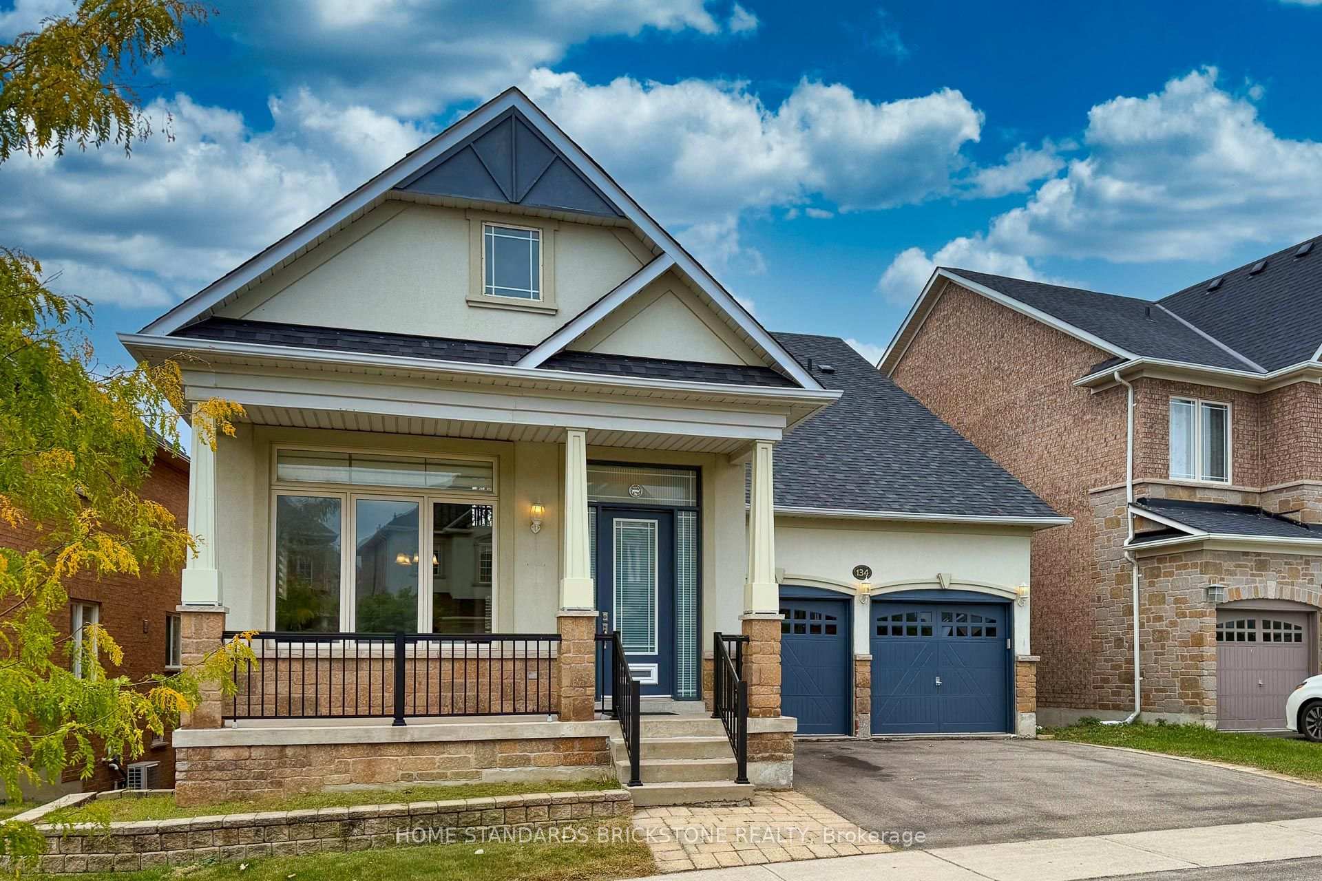 Photo 2 of 134 Kingshill Road, Richmond Hill, Oak Ridges — HOMEH