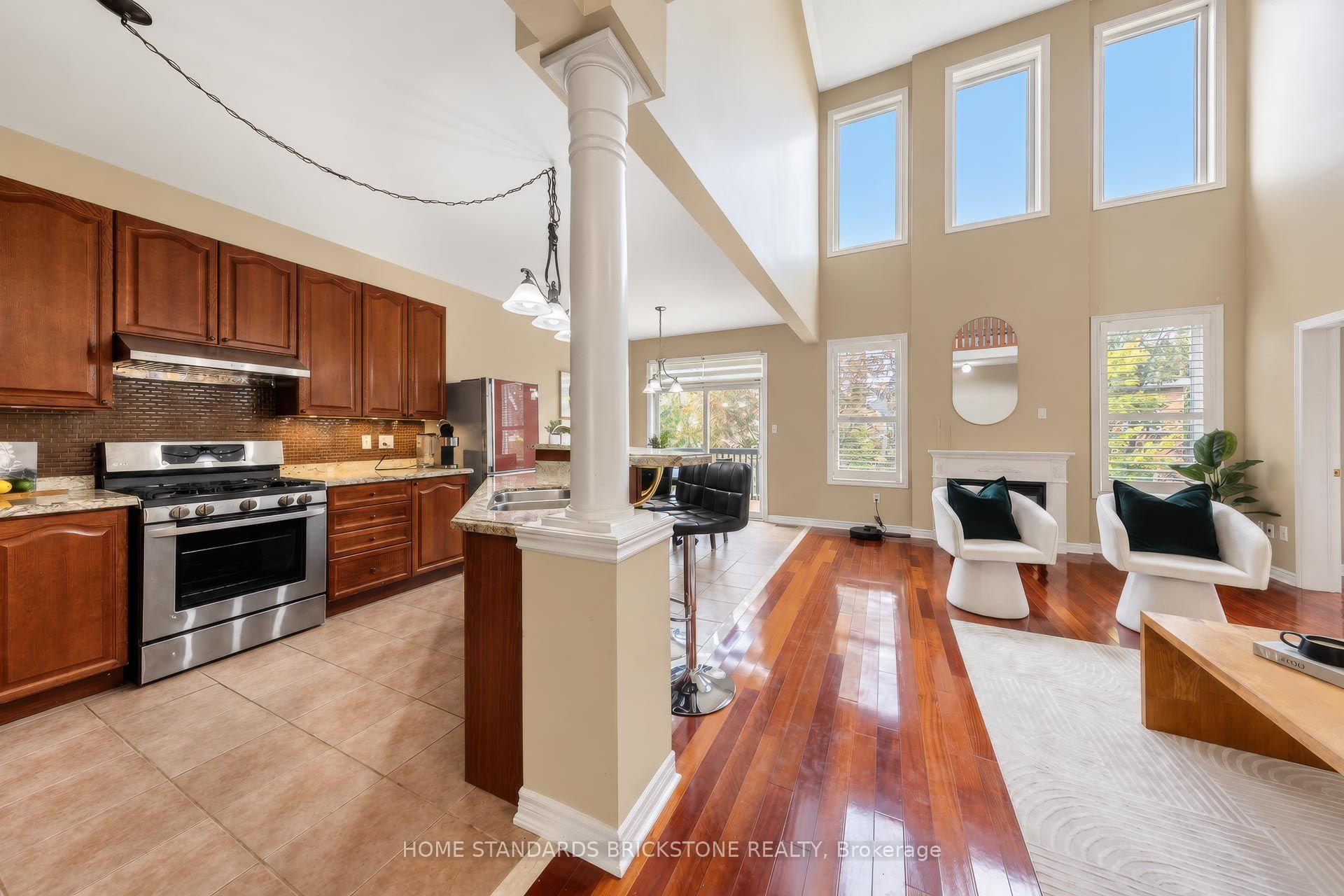 Photo 13 of 134 Kingshill Road, Richmond Hill, Oak Ridges — HOMEH