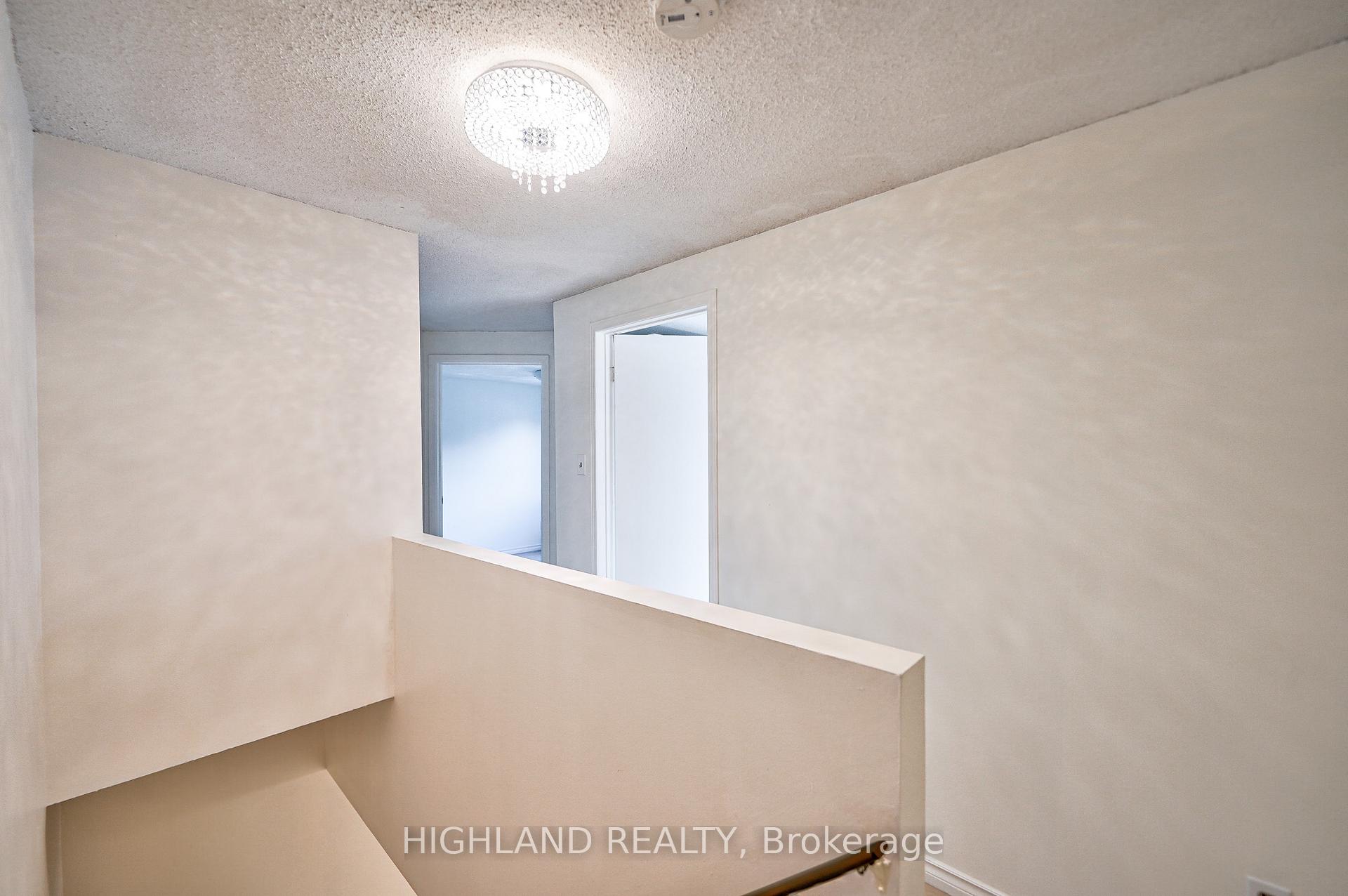 Photo 16 of 6455 Tisler Crescent, Mississauga, Meadowvale — HOMEH