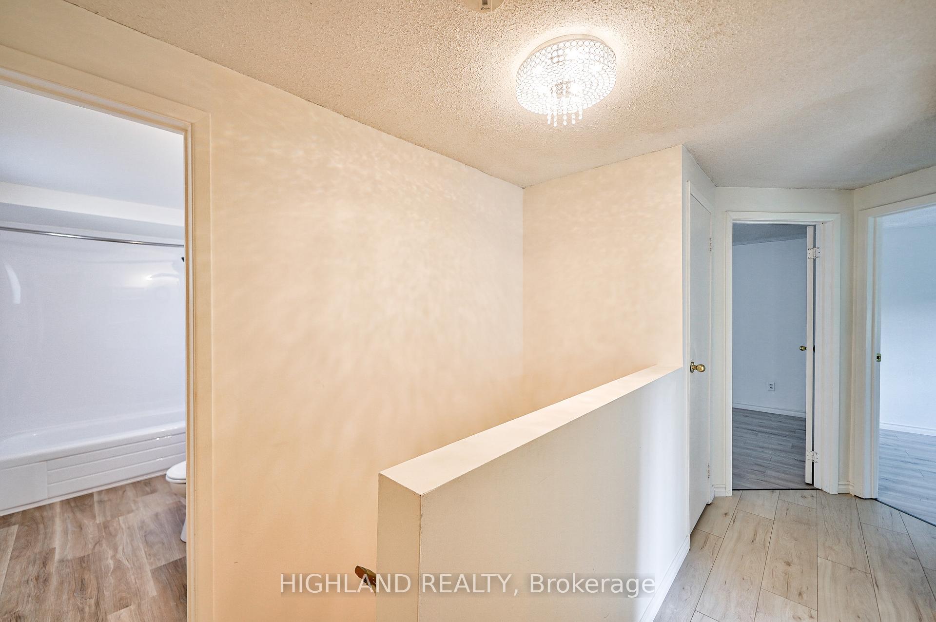 Photo 17 of 6455 Tisler Crescent, Mississauga, Meadowvale — HOMEH