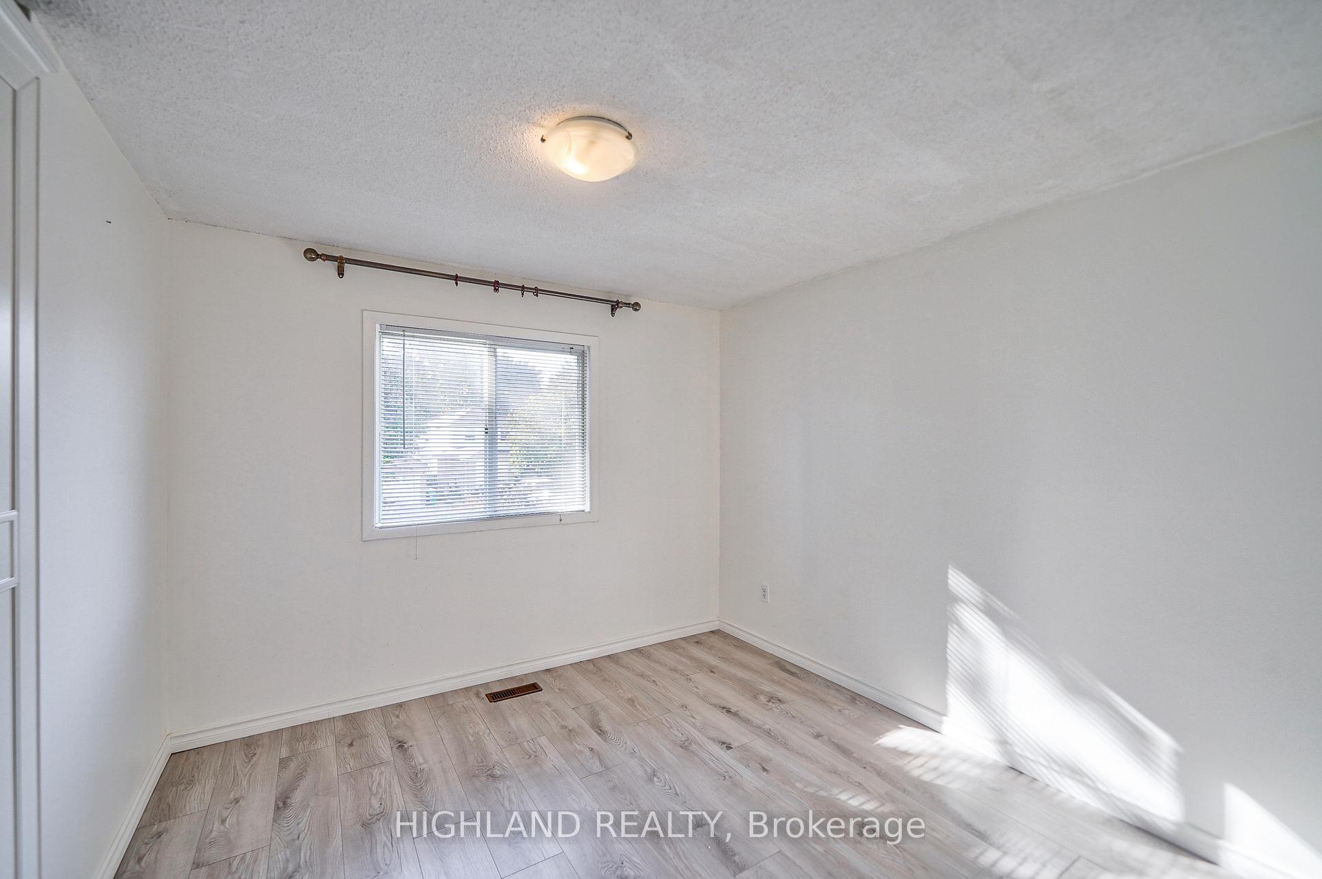 Photo 19 of 6455 Tisler Crescent, Mississauga, Meadowvale — HOMEH