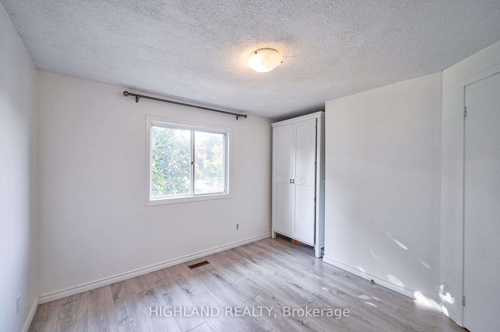 Photo 22 of 6455 Tisler Crescent, Mississauga, Meadowvale — HOMEH