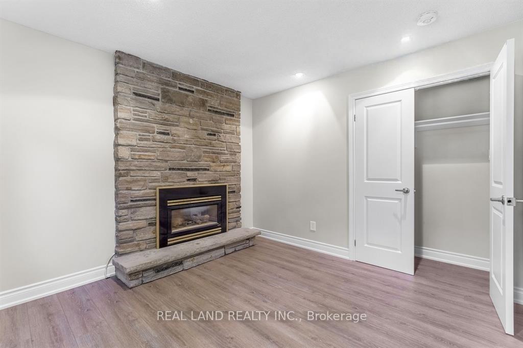 Photo 6 of Unit Lower, 360 Chantenay Drive, Mississauga, Cooksville — HOMEH
