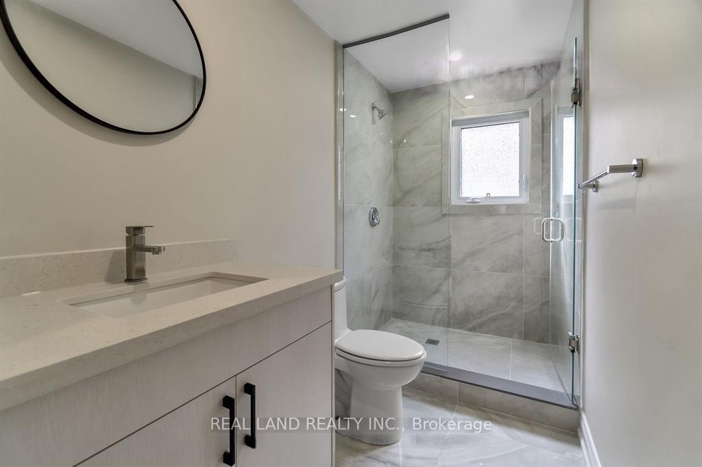 Photo 8 of Unit Lower, 360 Chantenay Drive, Mississauga, Cooksville — HOMEH