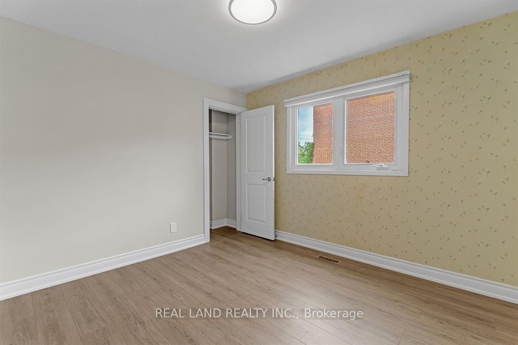 Photo 10 of Unit Lower, 360 Chantenay Drive, Mississauga, Cooksville — HOMEH