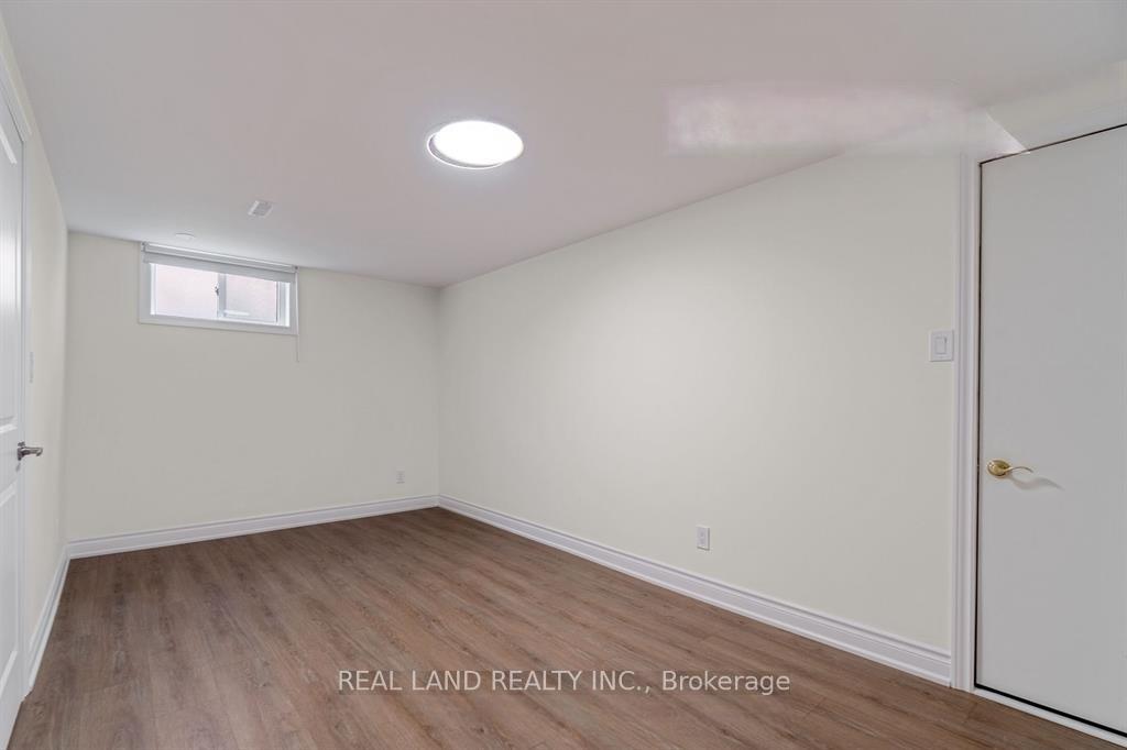 Photo 19 of Unit Lower, 360 Chantenay Drive, Mississauga, Cooksville — HOMEH