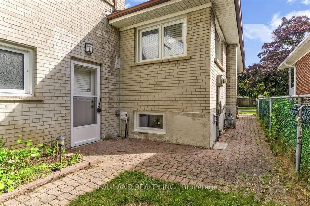 Photo 23 of Unit Lower, 360 Chantenay Drive, Mississauga, Cooksville — HOMEH