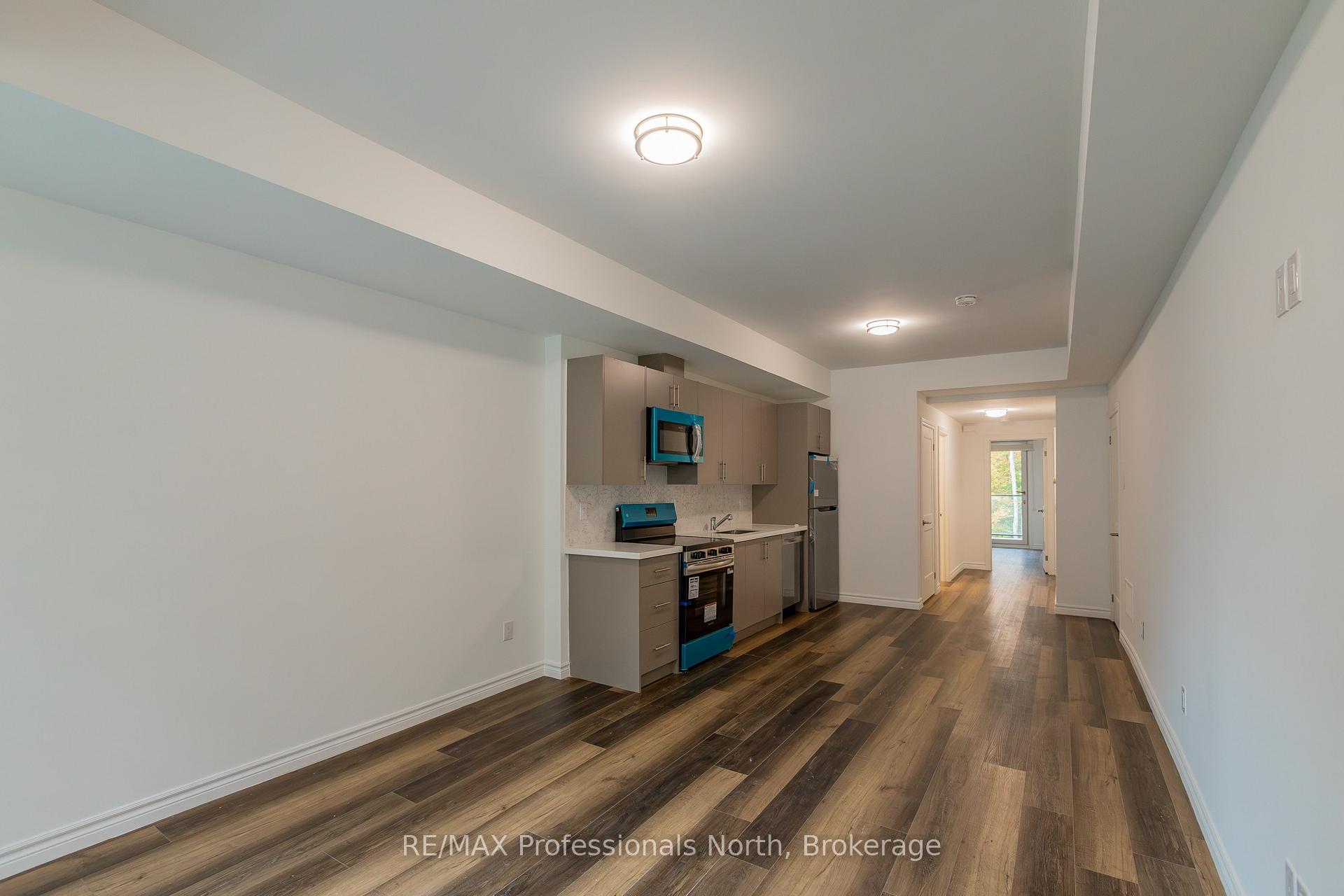 Photo 4 of Unit 103, 6 Suncrest Lane, Huntsville, Chaffey — HOMEH
