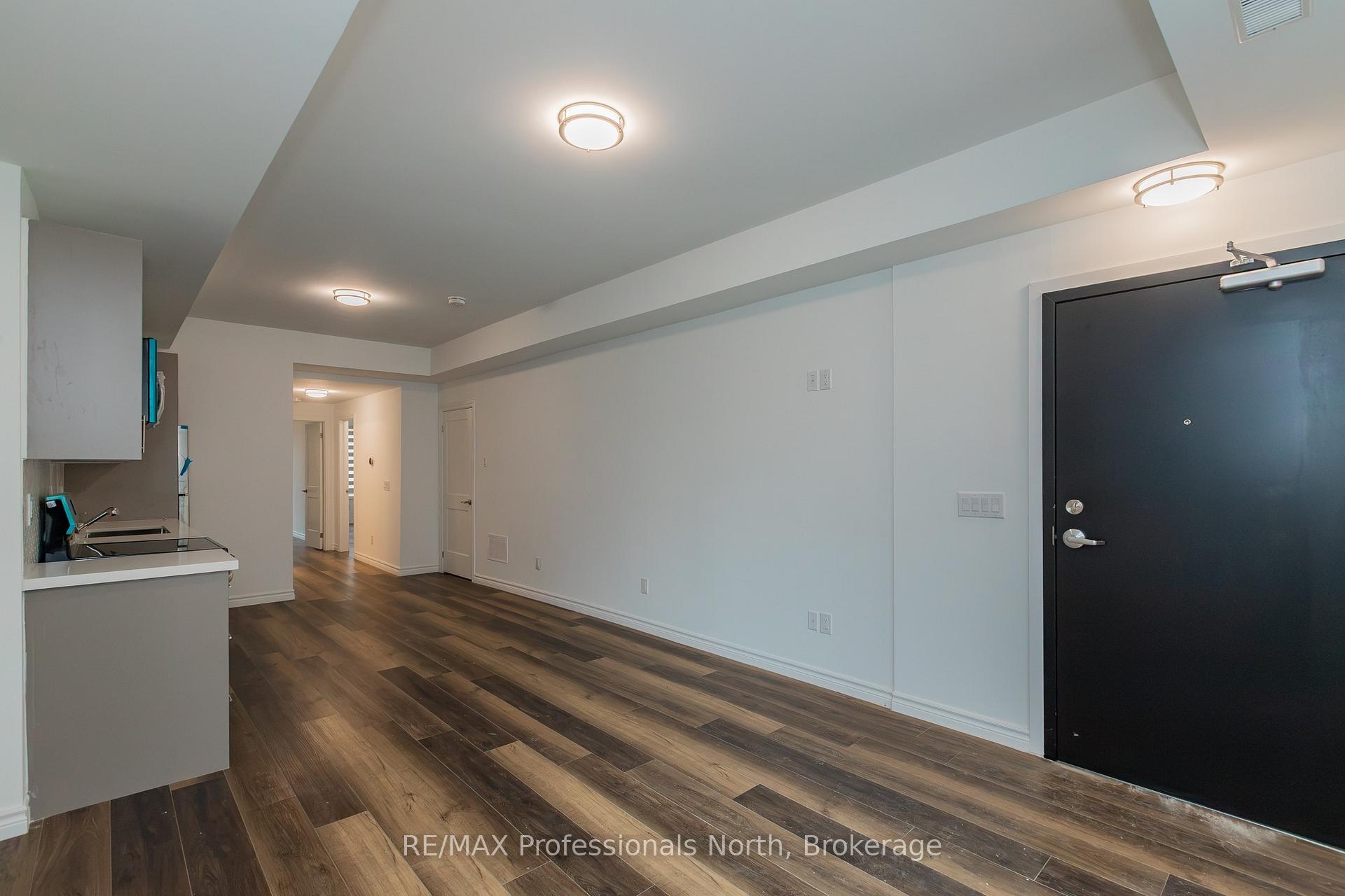 Photo 8 of Unit 103, 6 Suncrest Lane, Huntsville, Chaffey — HOMEH
