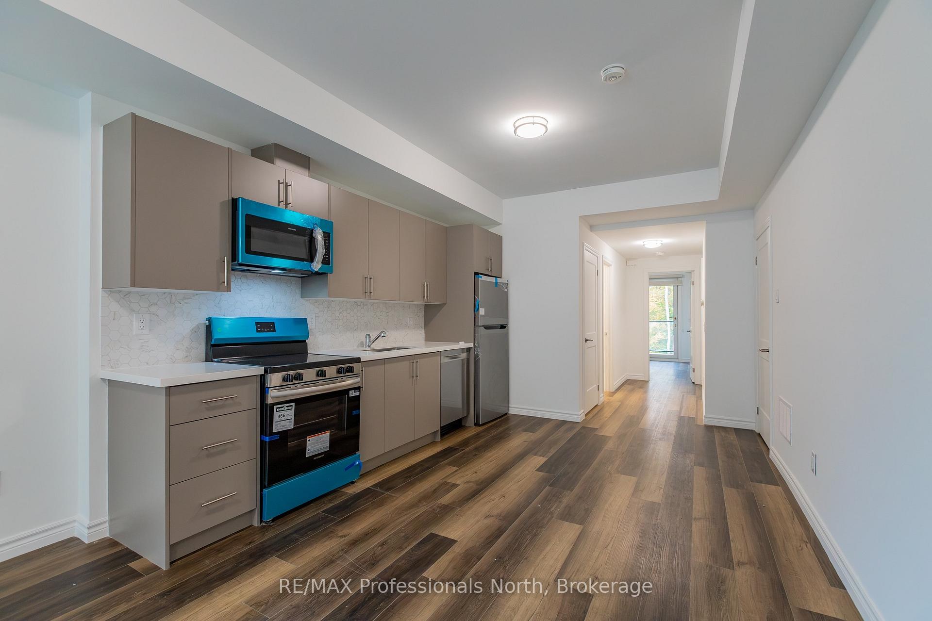 Photo 9 of Unit 103, 6 Suncrest Lane, Huntsville, Chaffey — HOMEH