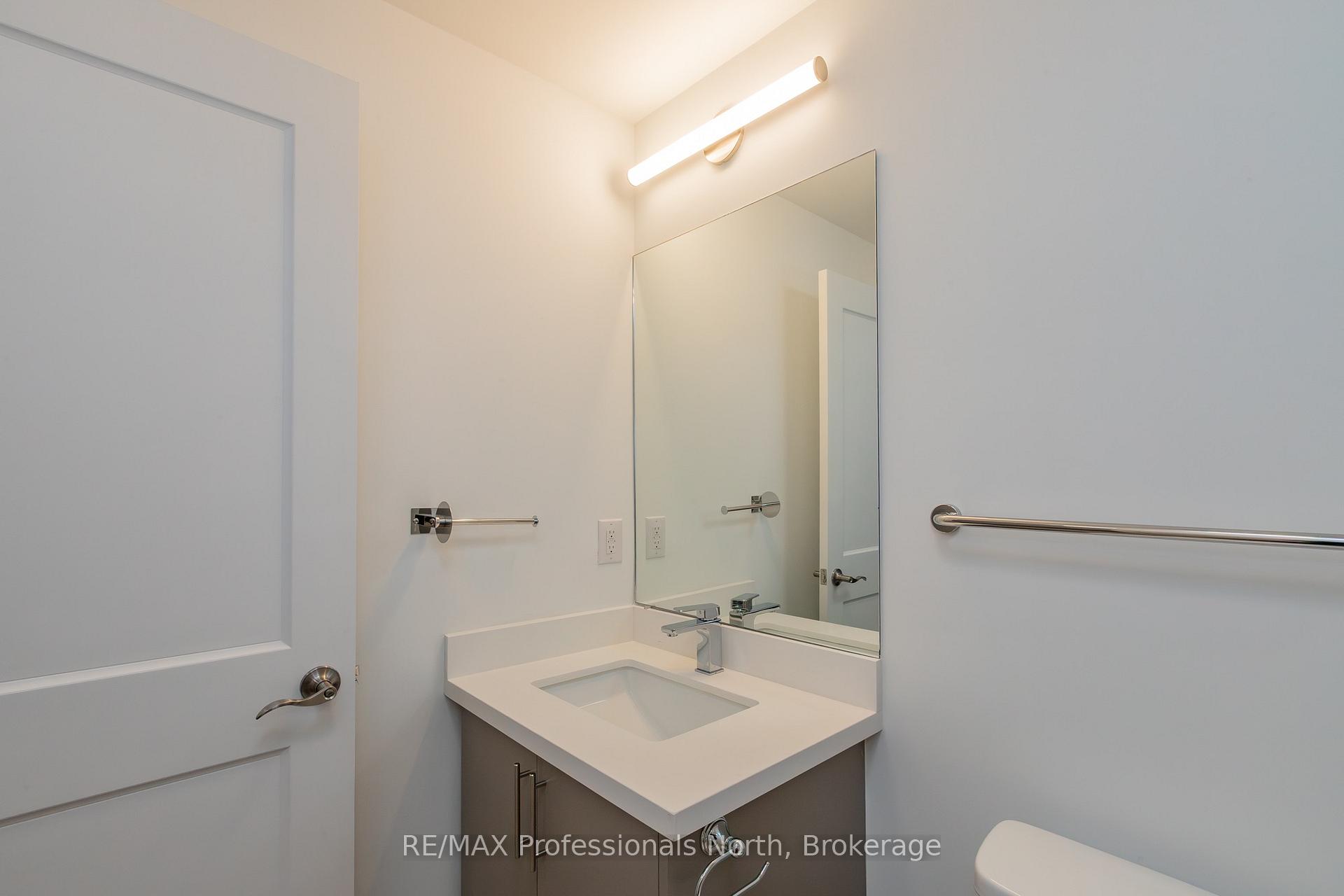 Photo 15 of Unit 103, 6 Suncrest Lane, Huntsville, Chaffey — HOMEH