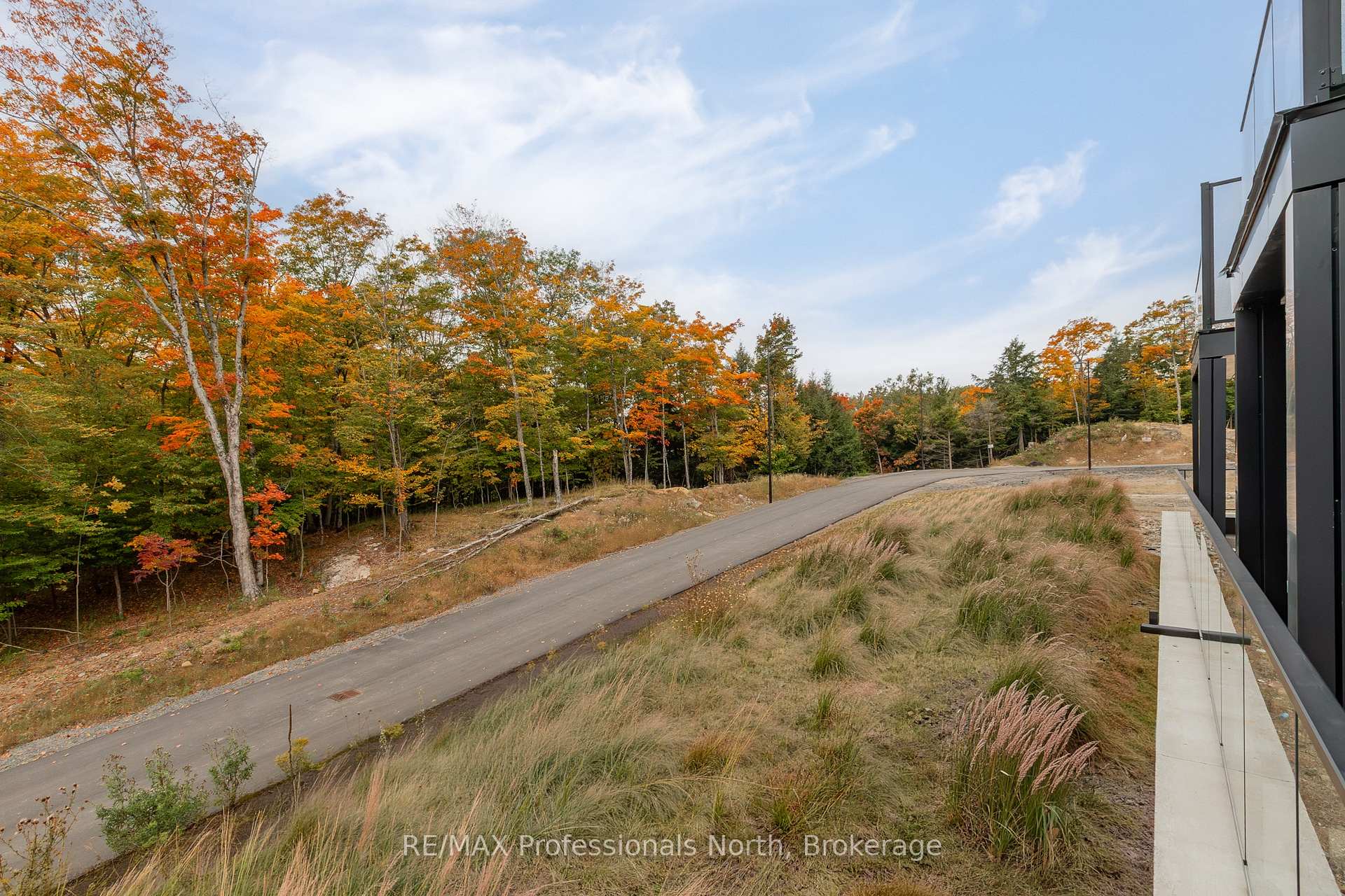 Photo 21 of Unit 103, 6 Suncrest Lane, Huntsville, Chaffey — HOMEH