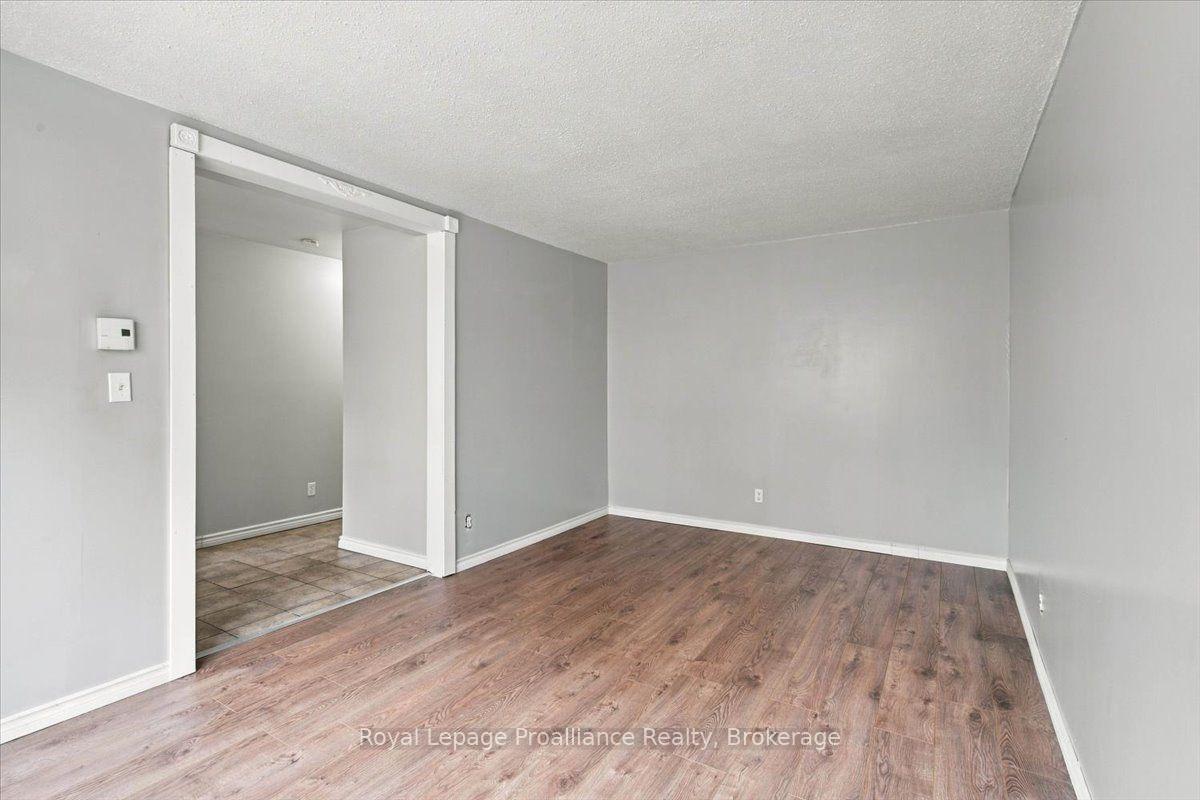 Photo 12 of Unit 3, 11 Tracey Park Drive, Belleville, Belleville Ward — HOMEH