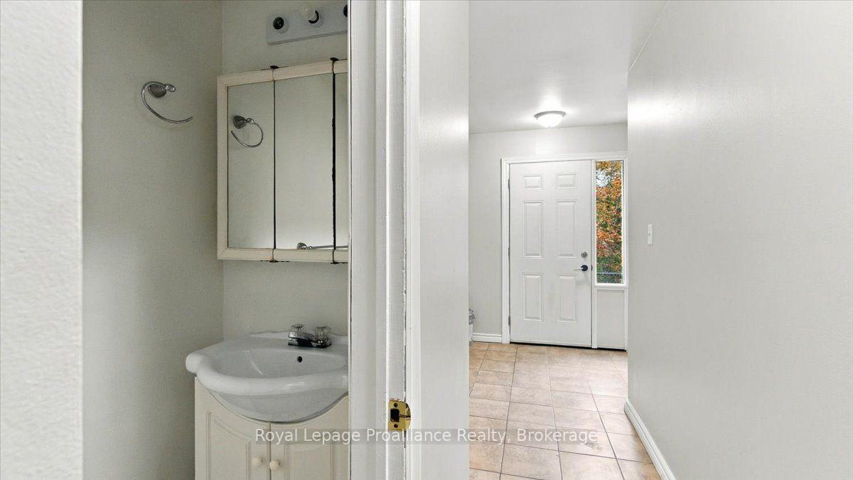Photo 26 of Unit 3, 11 Tracey Park Drive, Belleville, Belleville Ward — HOMEH