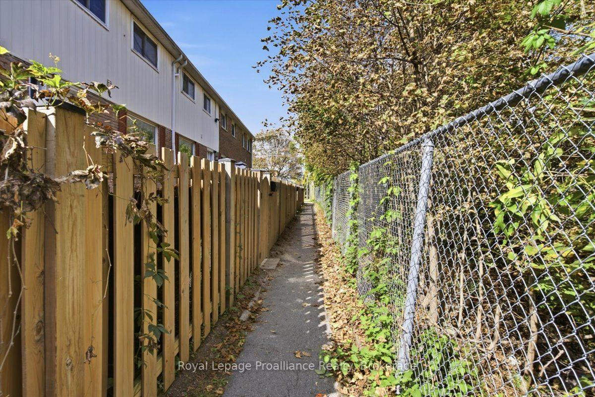 Photo 32 of Unit 3, 11 Tracey Park Drive, Belleville, Belleville Ward — HOMEH
