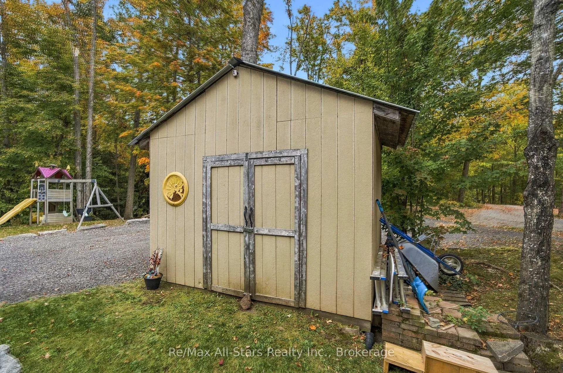 Photo 2 of 36 Jack Pine Way, Trent Lakes — HOMEH