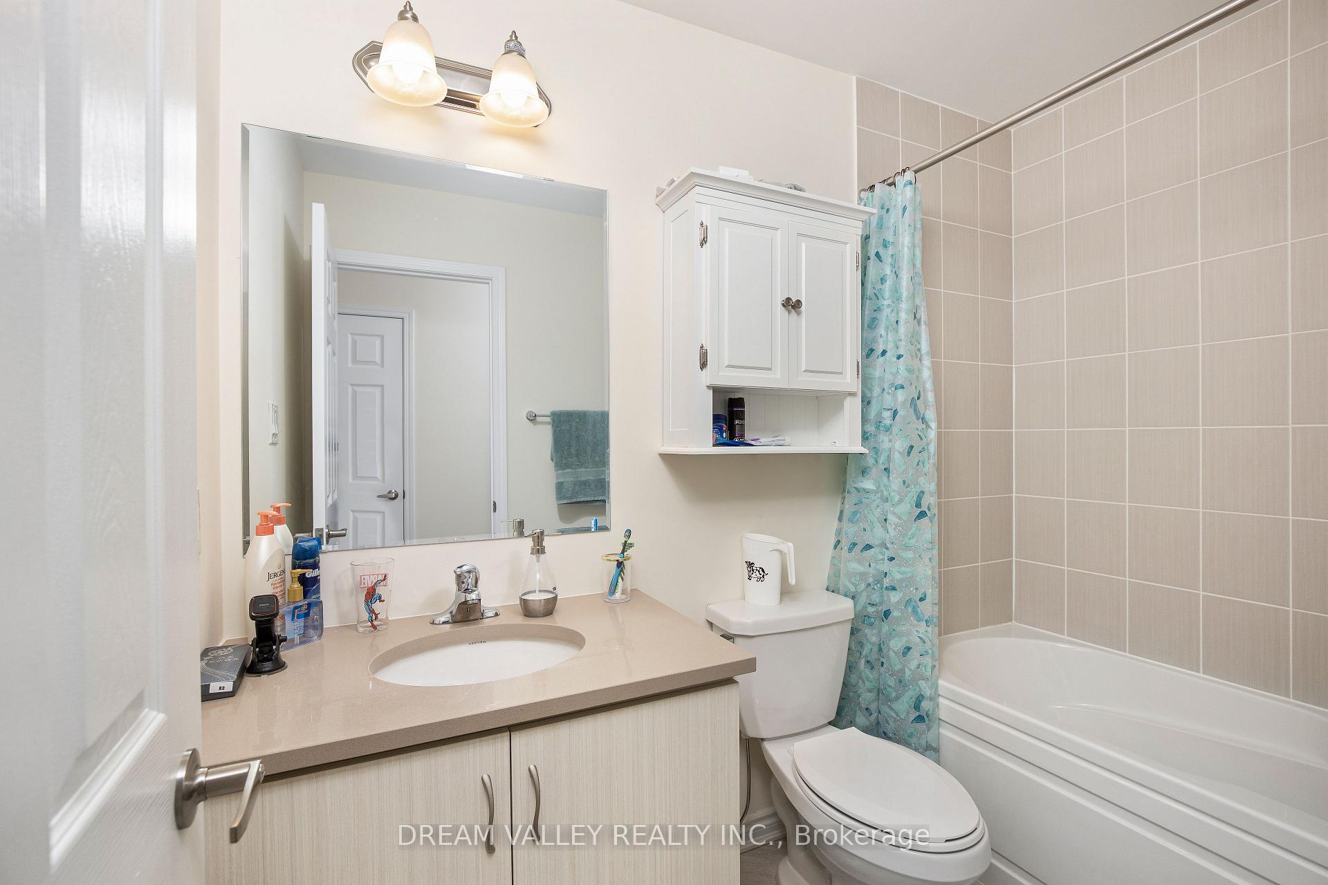 Photo 18 of 88 Jolly Way S, Scarborough, Dorset Park — HOMEH