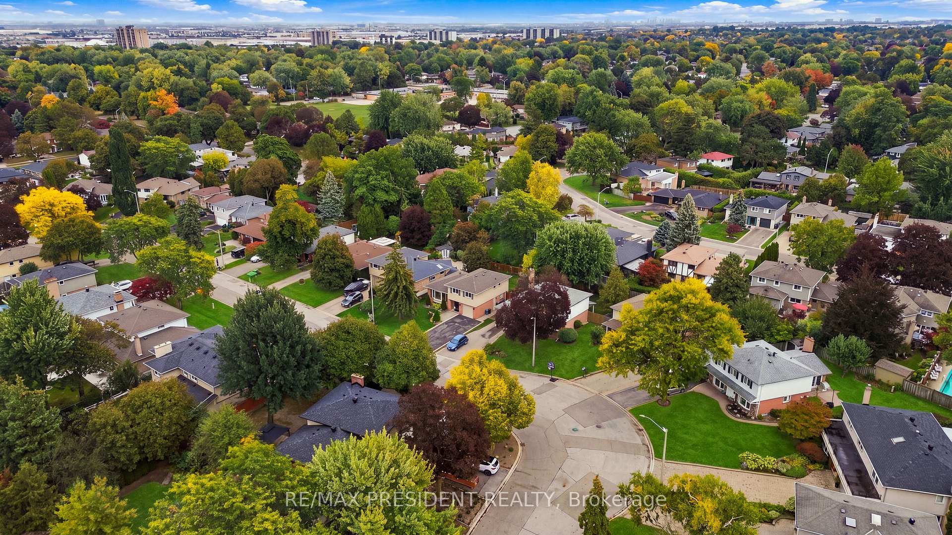 Photo 44 of 31 Core Crescent, Brampton, Brampton East — HOMEH
