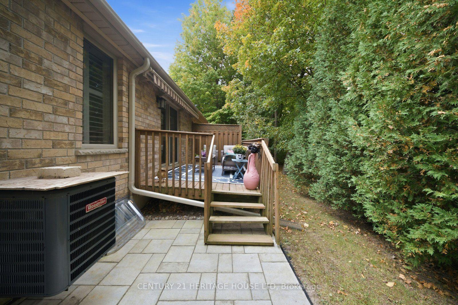 Photo 27 of Unit 8, 633 Park Road N, Brantford, Lynden Hills — HOMEH