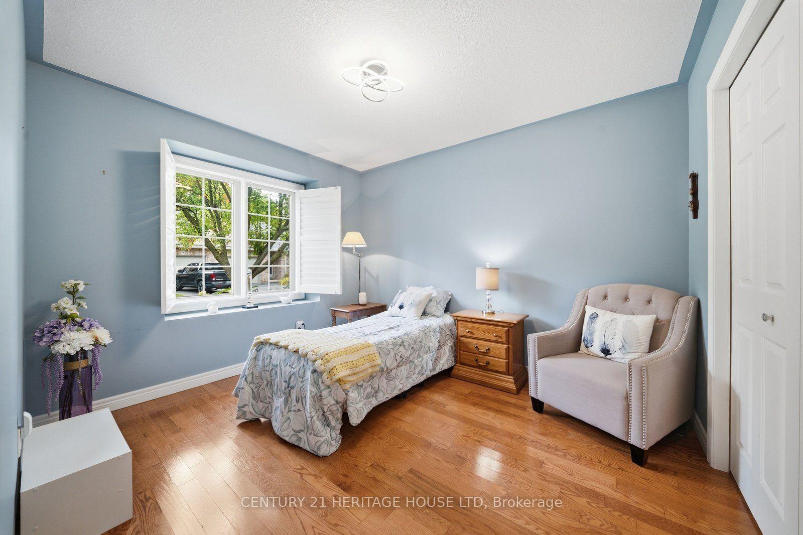 Photo 30 of Unit 8, 633 Park Road N, Brantford, Lynden Hills — HOMEH