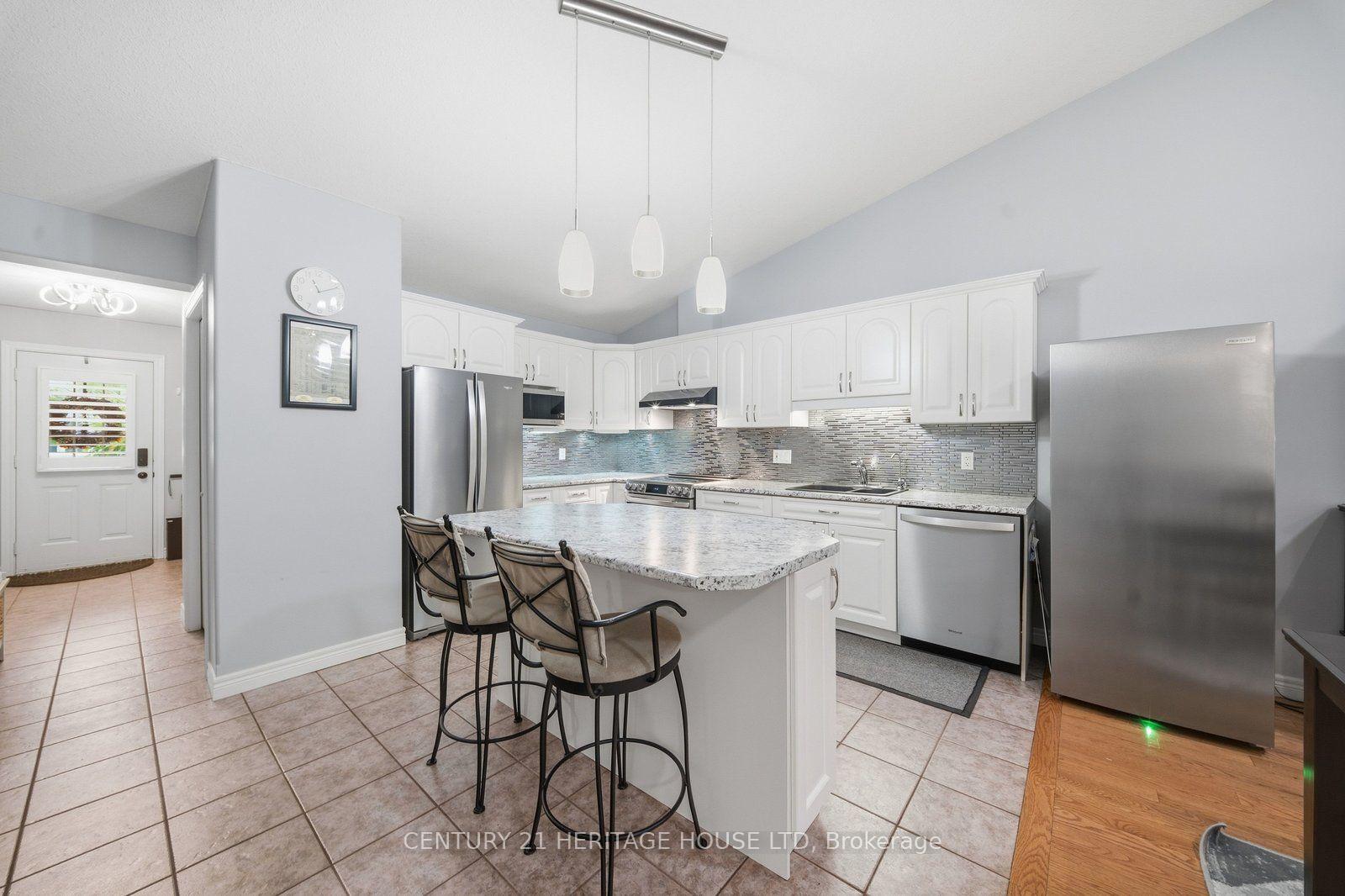 Photo 31 of Unit 8, 633 Park Road N, Brantford, Lynden Hills — HOMEH