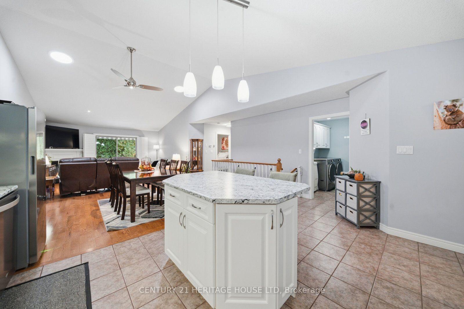 Photo 34 of Unit 8, 633 Park Road N, Brantford, Lynden Hills — HOMEH