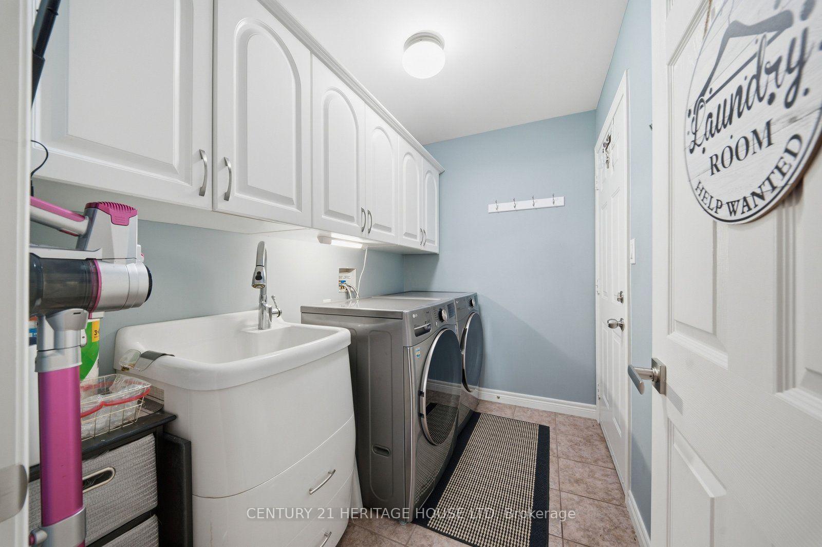 Photo 41 of Unit 8, 633 Park Road N, Brantford, Lynden Hills — HOMEH