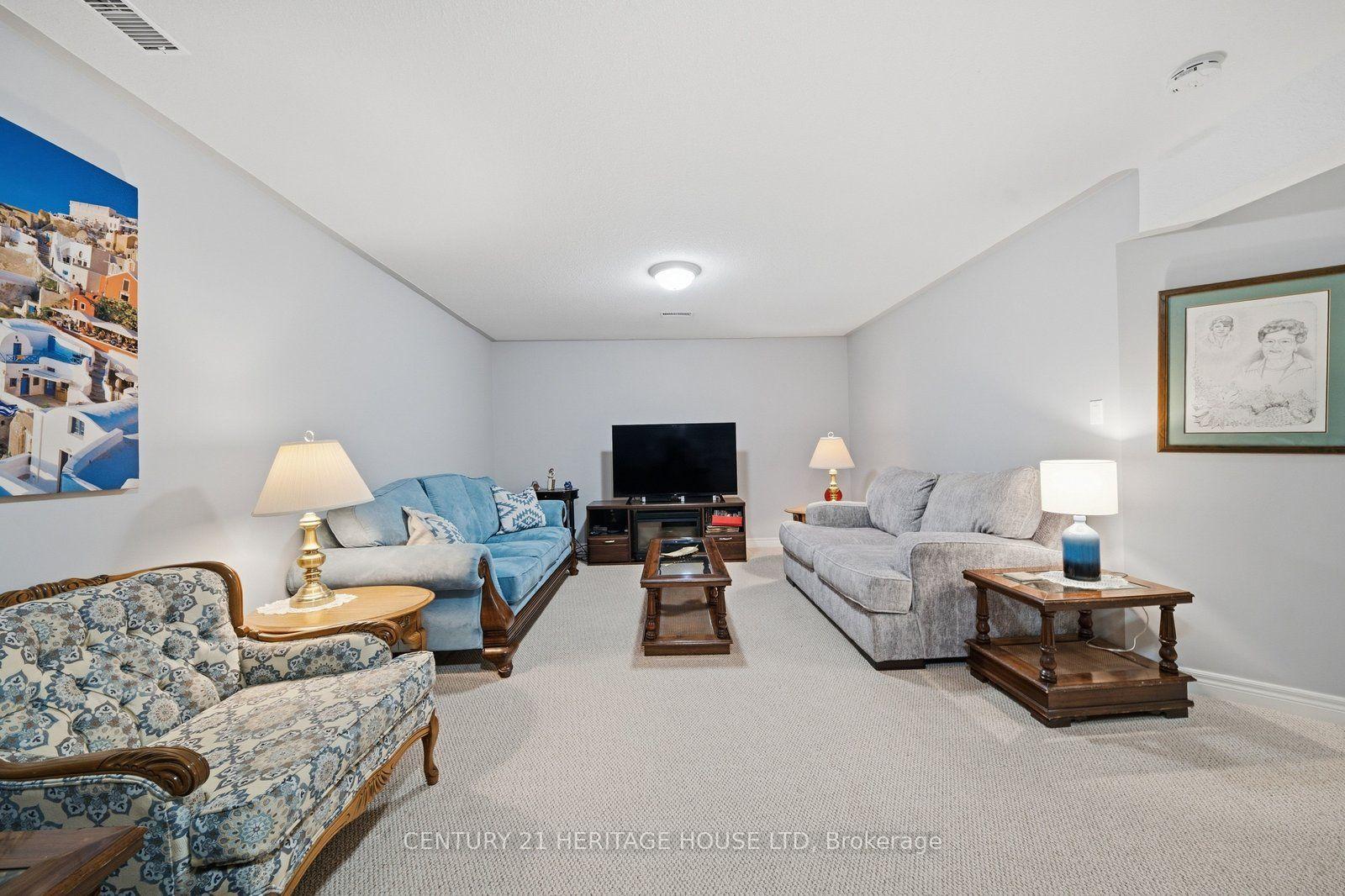 Photo 43 of Unit 8, 633 Park Road N, Brantford, Lynden Hills — HOMEH