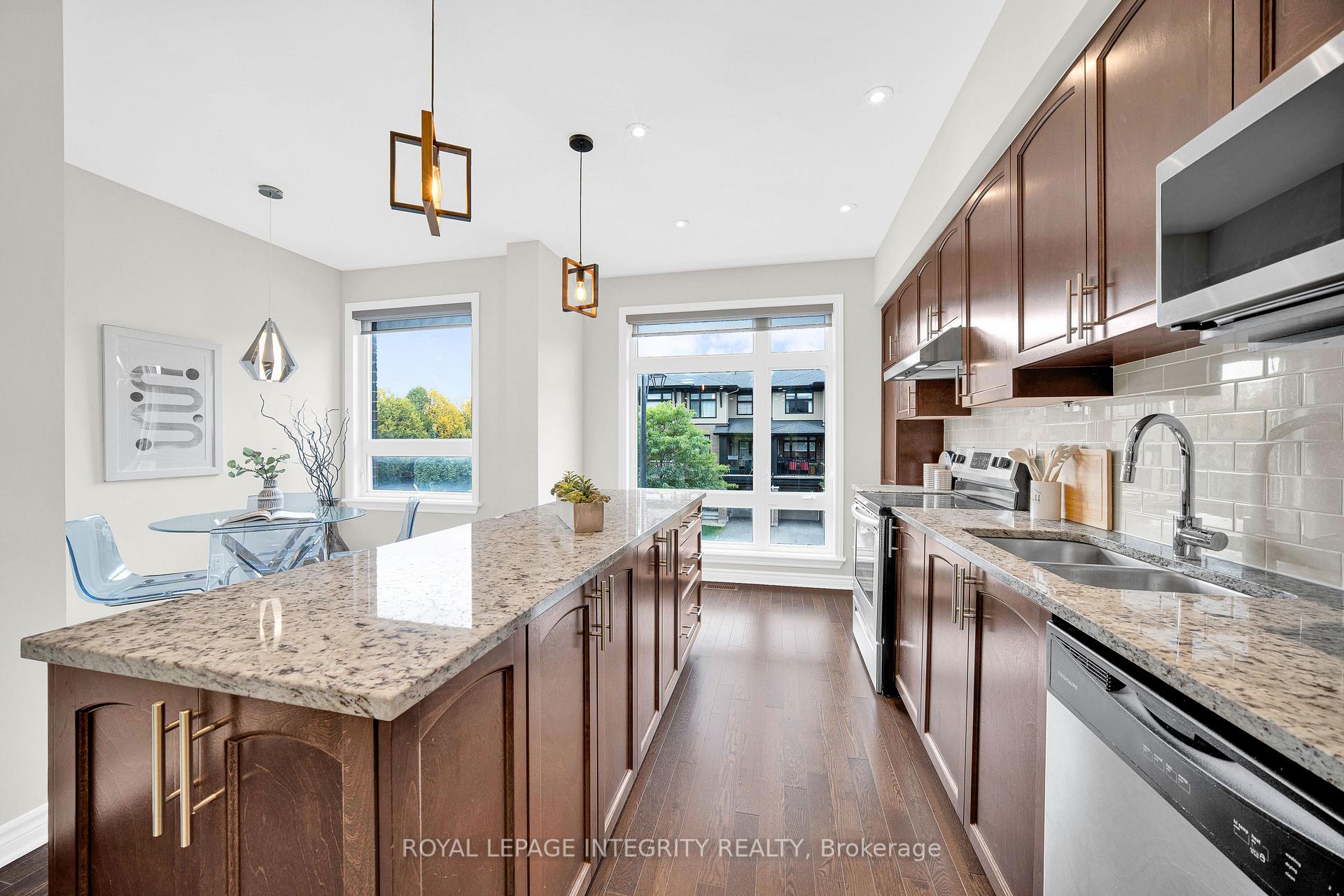 Photo 20 of 106 Wild Senna Way, Ottawa, Barrhaven - Longfields — HOMEH
