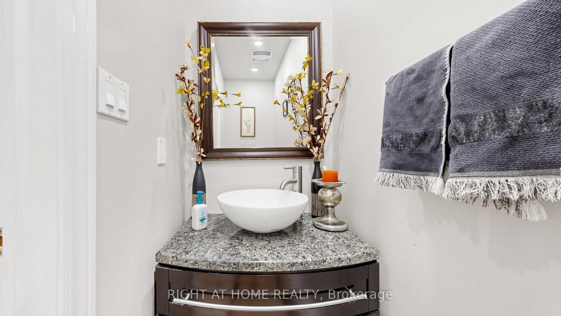 Photo 22 of 40 Chateau Drive, Vaughan, Vellore Village — HOMEH
