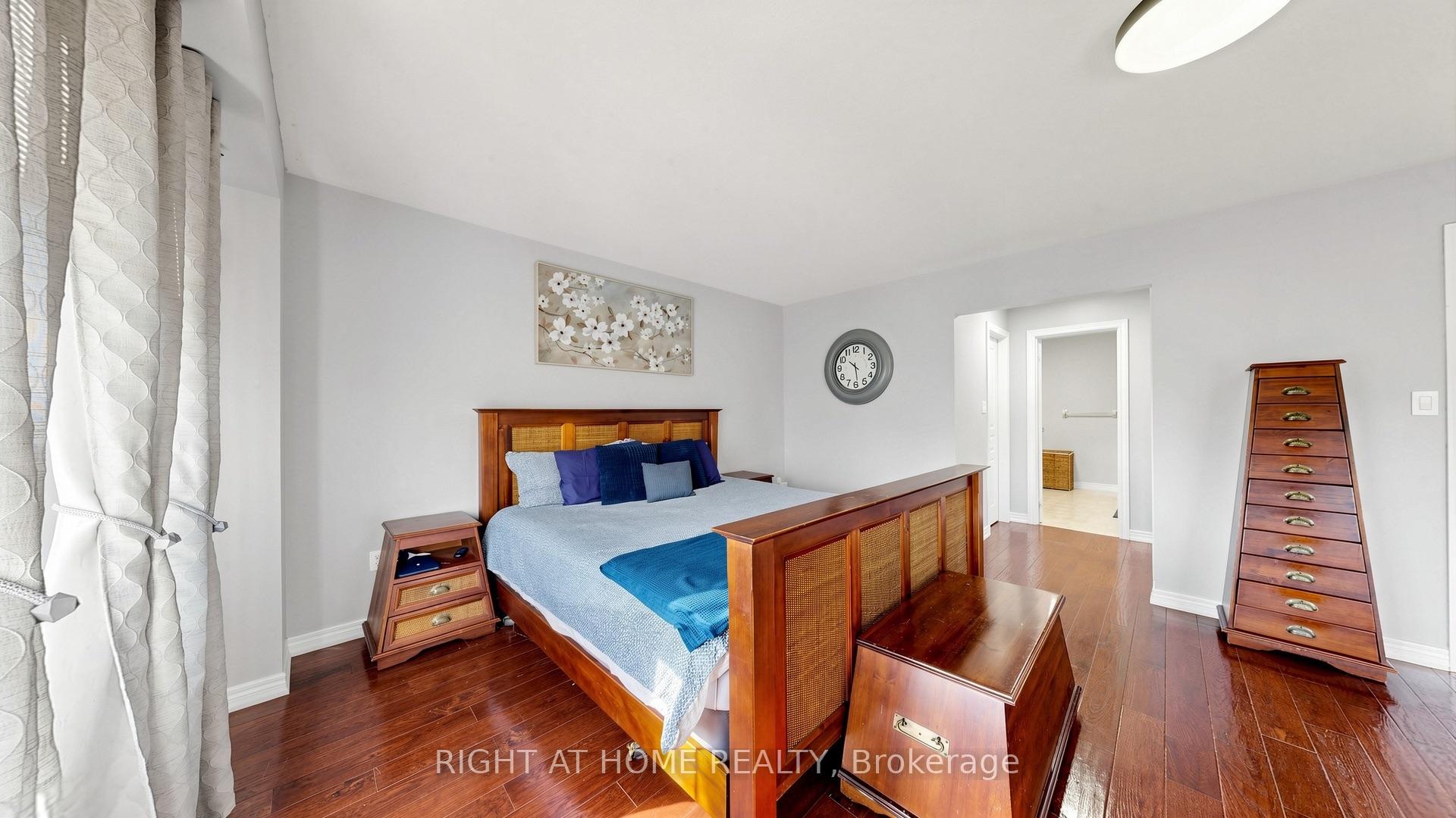 Photo 28 of 40 Chateau Drive, Vaughan, Vellore Village — HOMEH