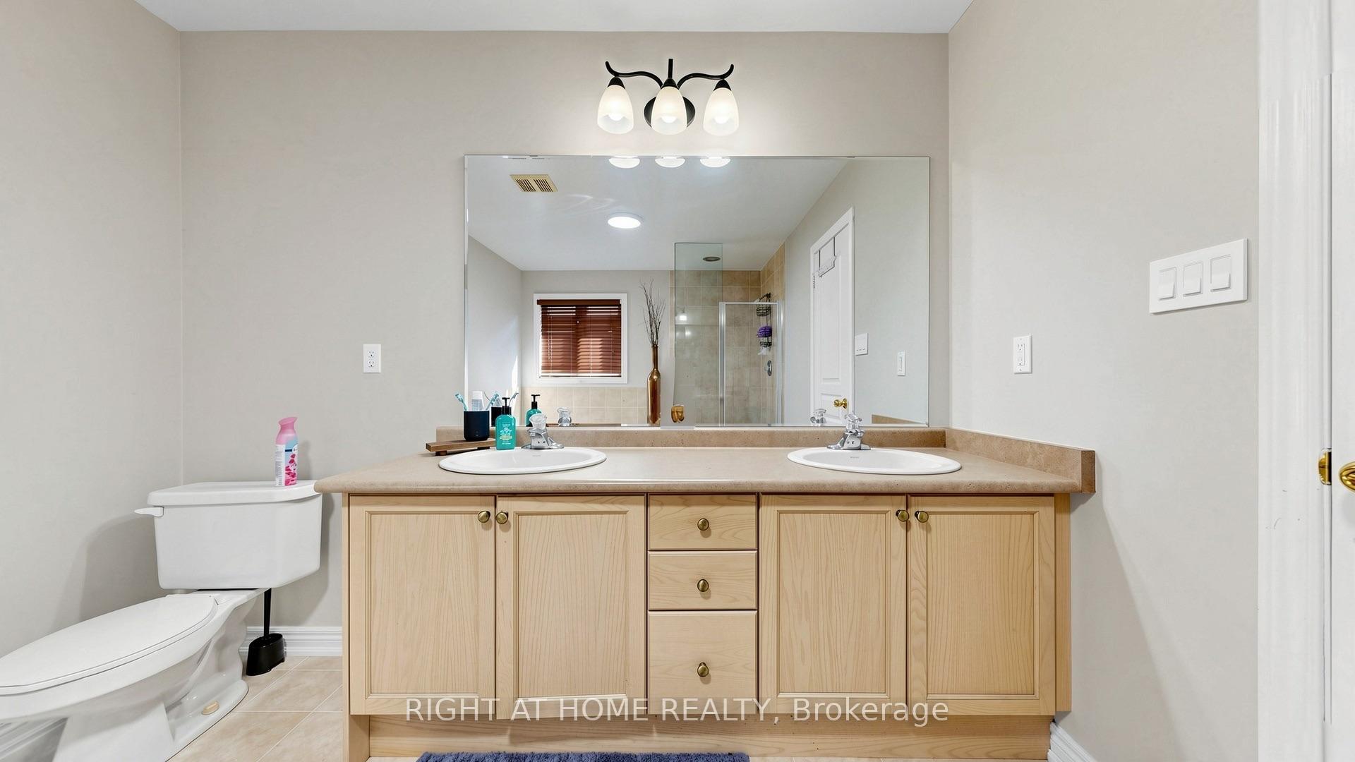 Photo 30 of 40 Chateau Drive, Vaughan, Vellore Village — HOMEH