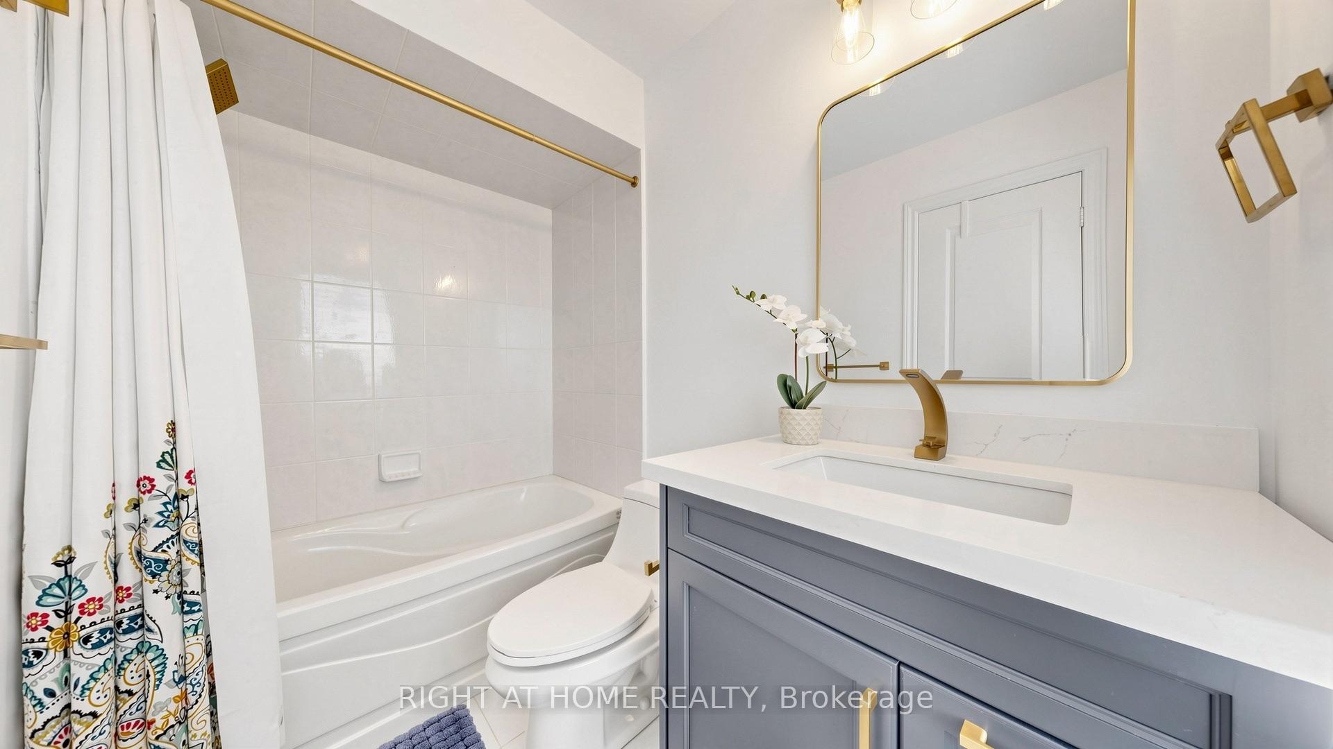 Photo 37 of 40 Chateau Drive, Vaughan, Vellore Village — HOMEH