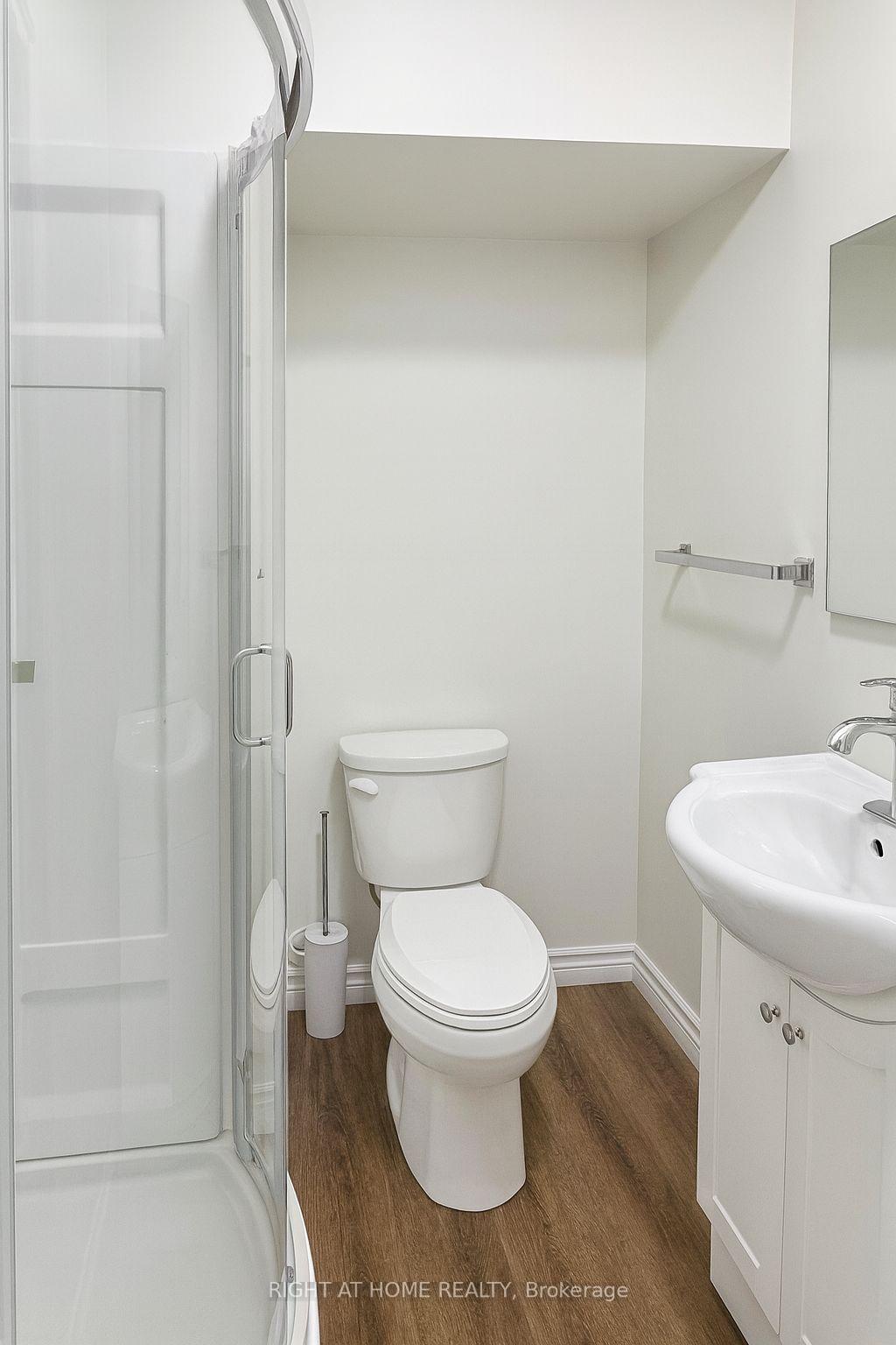Photo 3 of Unit 202, 198-200 Queen Street W, Toronto, Kensington-Chinatown — HOMEH