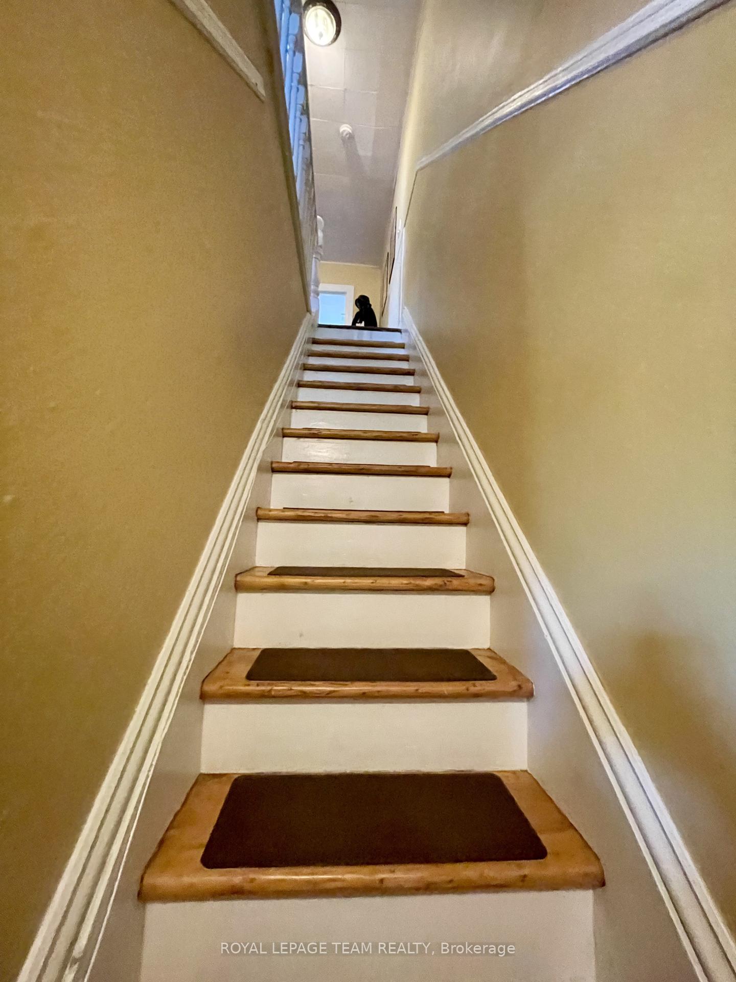 Photo 6 of 60 Herridge Street, Ottawa, Ottawa East — HOMEH