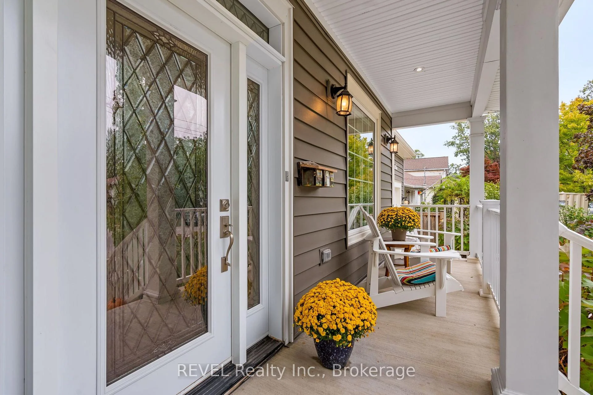 Photo 7 of 106 Dalhousie Avenue, St. Catharines, Port Dalhousie — HOMEH