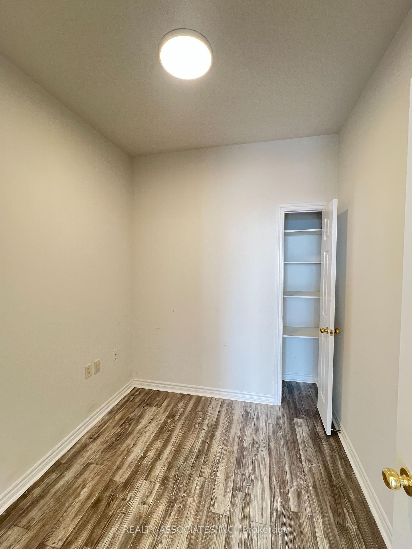 Photo 8 of Unit Lph17, 2627 Mccowan Road, Scarborough, Agincourt North — HOMEH