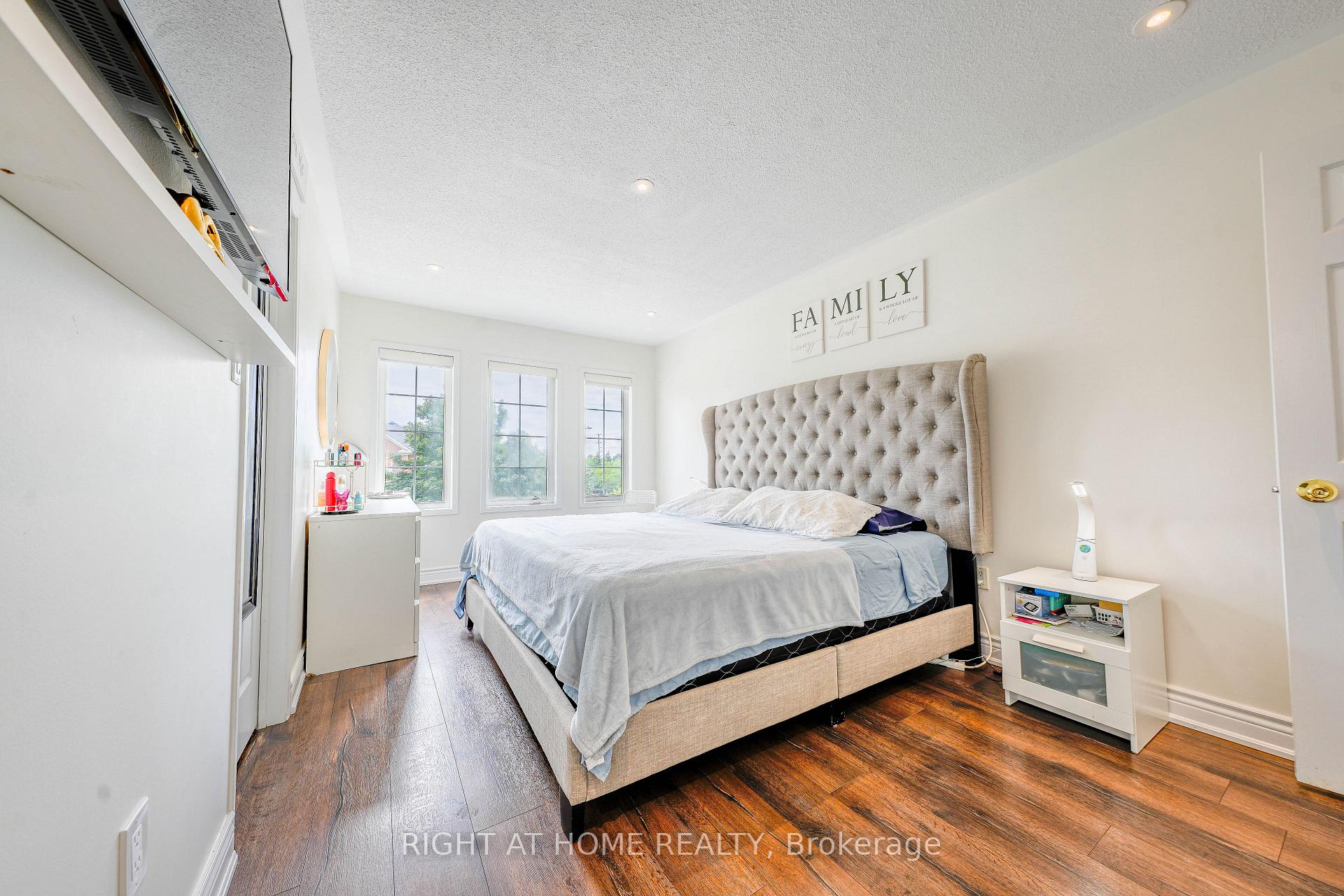Photo 9 of 3881 Partition Road, Mississauga, Lisgar — HOMEH