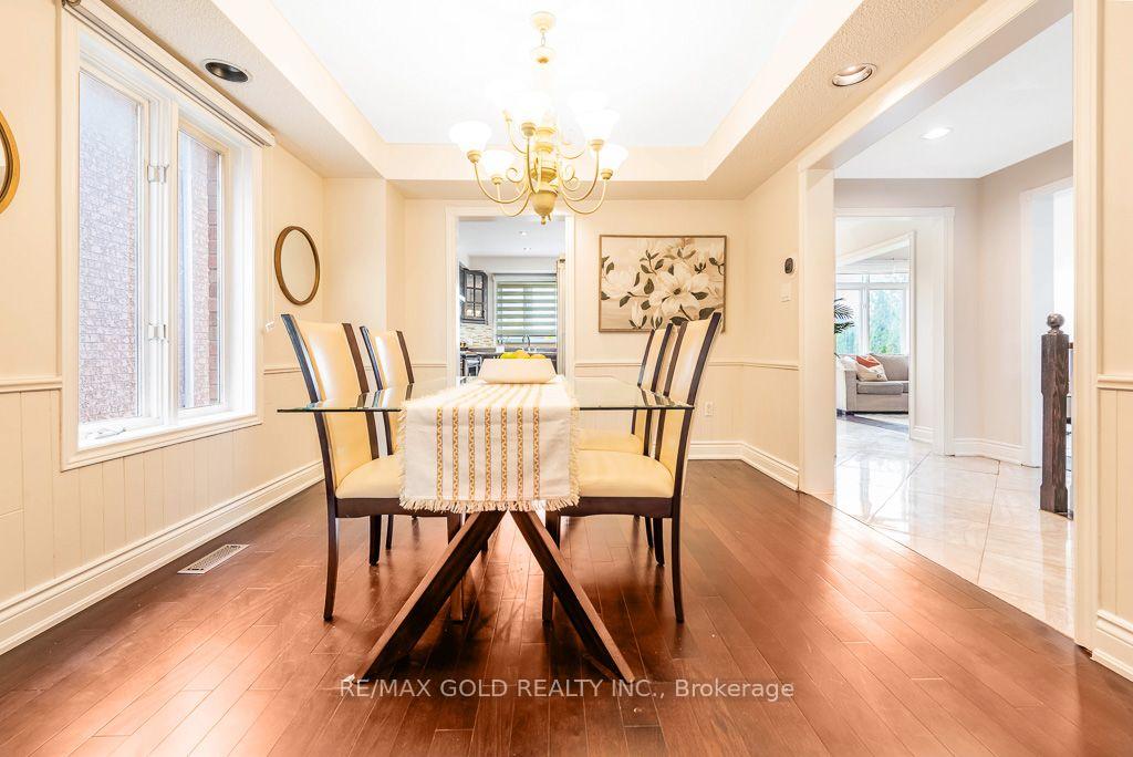Photo 9 of 1361 Daniel Creek Road, Mississauga, East Credit — HOMEH