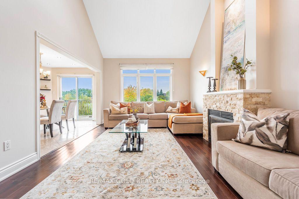 Photo 14 of 1361 Daniel Creek Road, Mississauga, East Credit — HOMEH