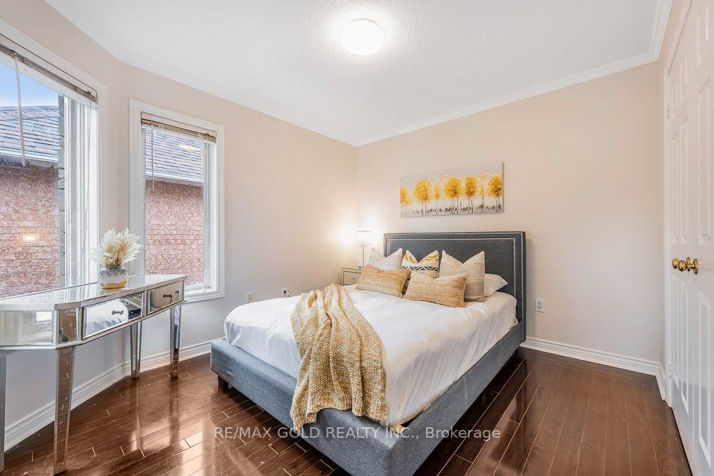 Photo 26 of 1361 Daniel Creek Road, Mississauga, East Credit — HOMEH