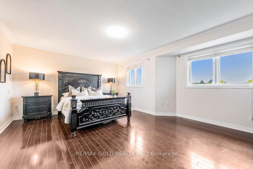 Photo 24 of 1361 Daniel Creek Road, Mississauga, East Credit — HOMEH