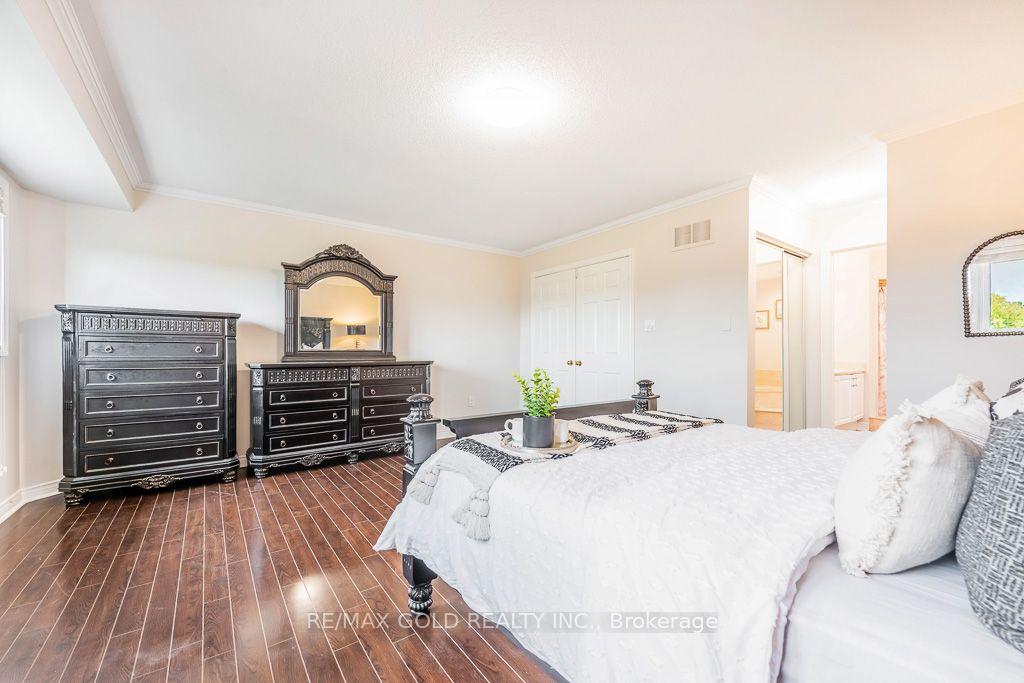Photo 25 of 1361 Daniel Creek Road, Mississauga, East Credit — HOMEH