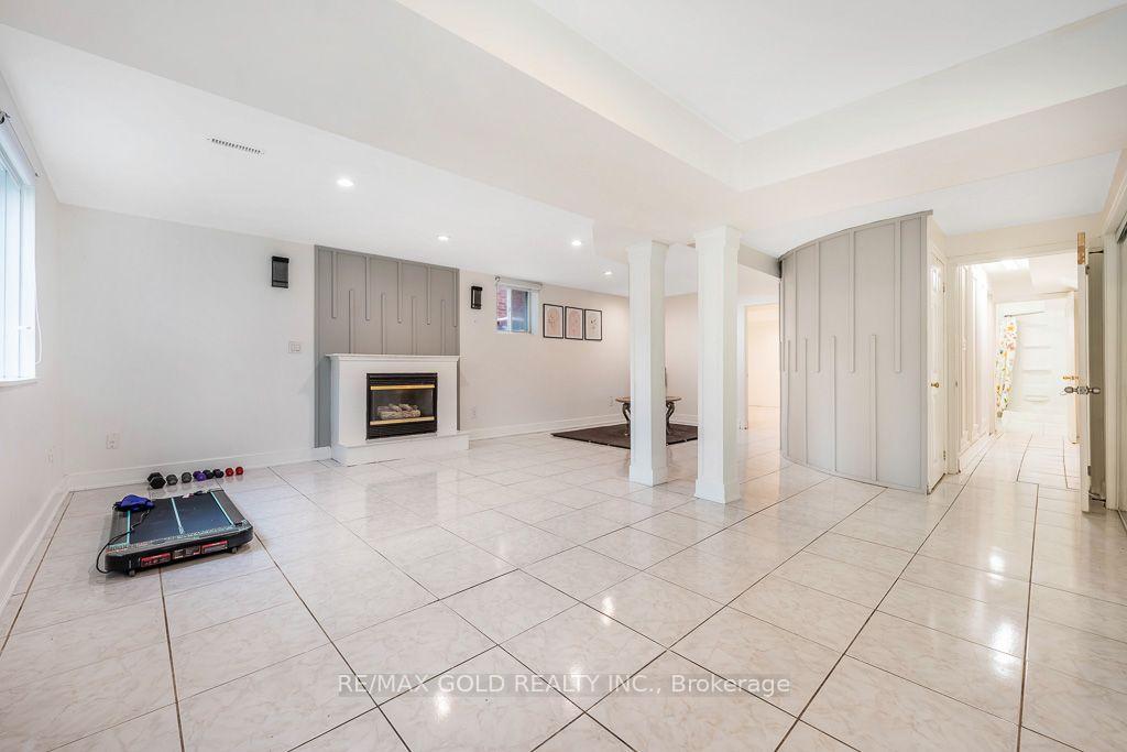 Photo 45 of 1361 Daniel Creek Road, Mississauga, East Credit — HOMEH