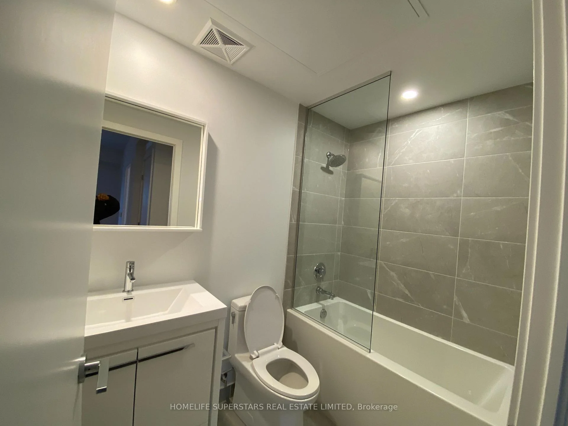 Photo 10 of Unit 508, 21 Meadowdale Road, Vaughan, Vaughan Corporate Centre — HOMEH