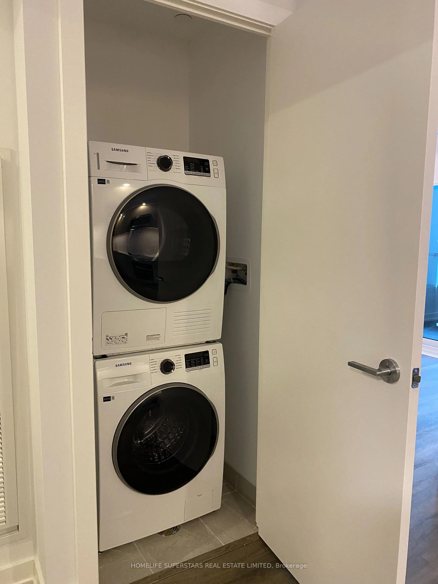Photo 11 of Unit 508, 21 Meadowdale Road, Vaughan, Vaughan Corporate Centre — HOMEH