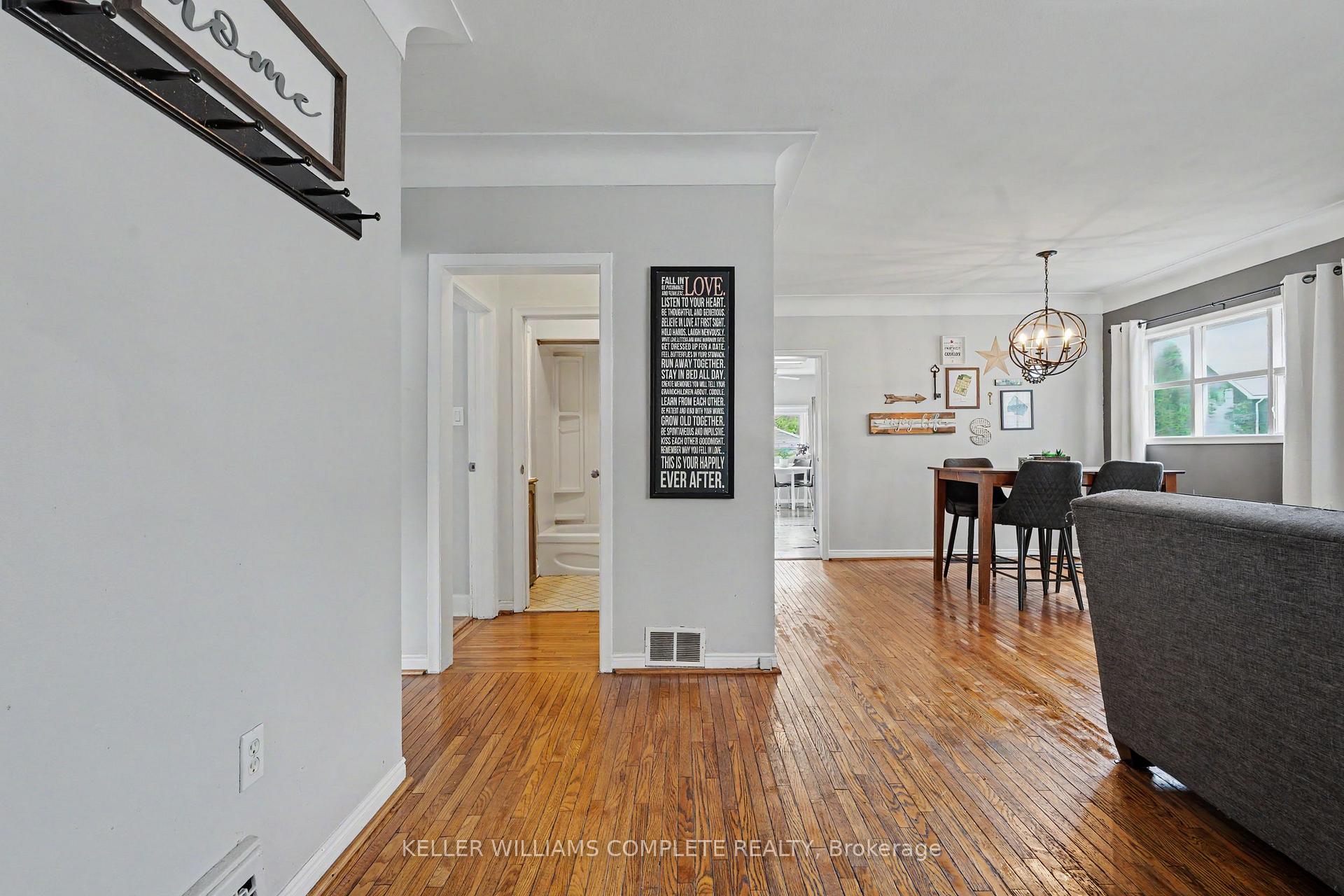 Photo 5 of 20 East 18th Street, Hamilton, Inch Park — HOMEH